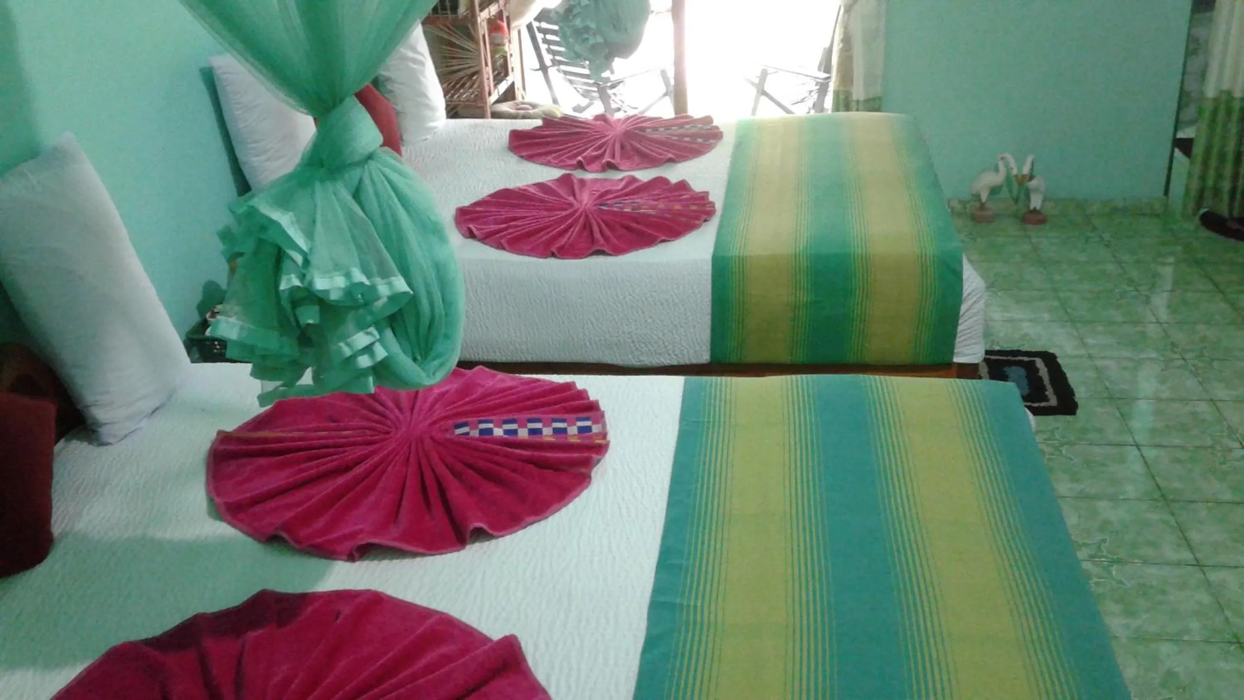 Standard Triple Room in Flower Inn