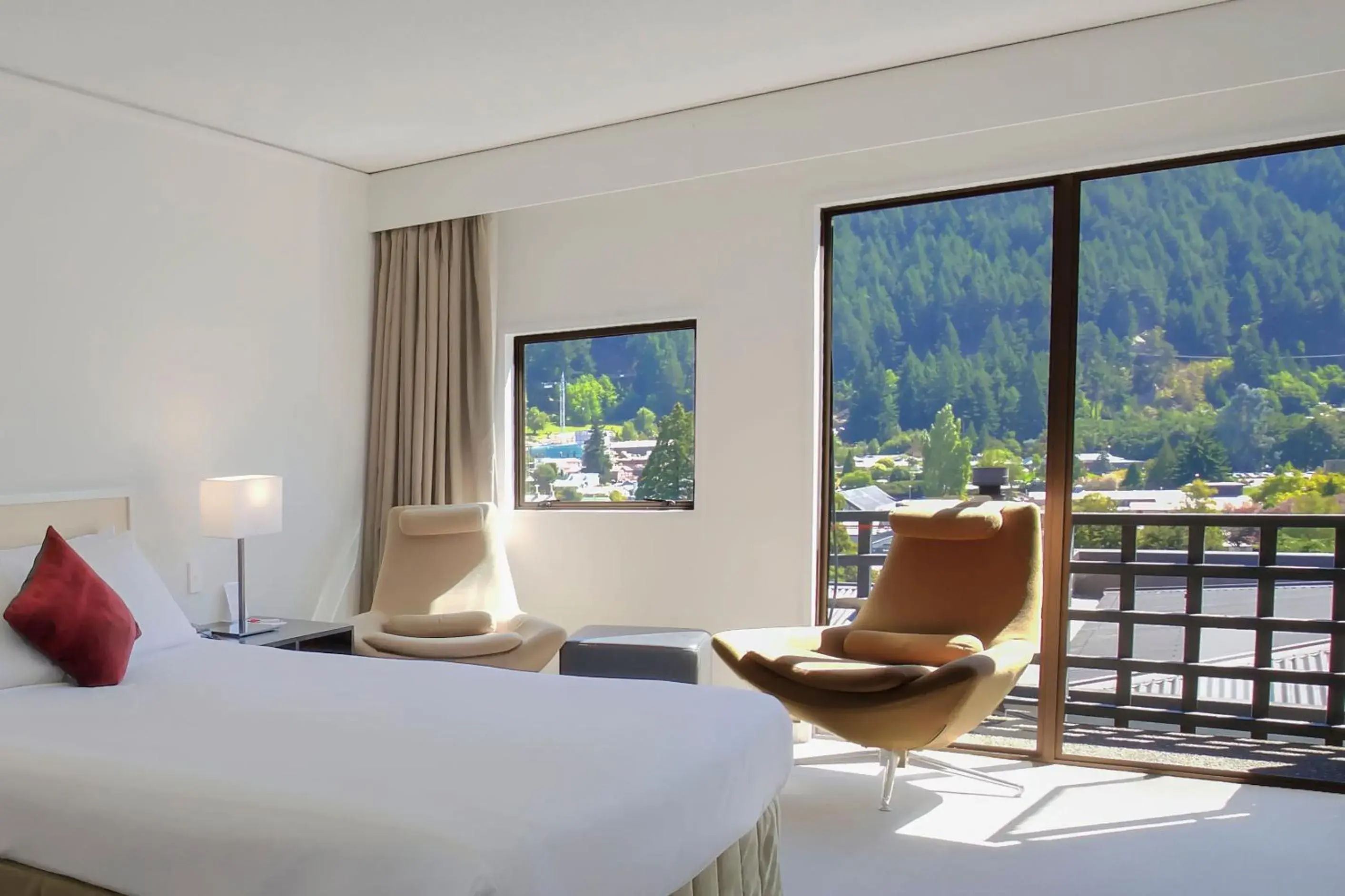 Balcony/Terrace, Bed in Heartland Hotel Queenstown Balcony/Terrace, Bed in Heartland Hotel Queenstown