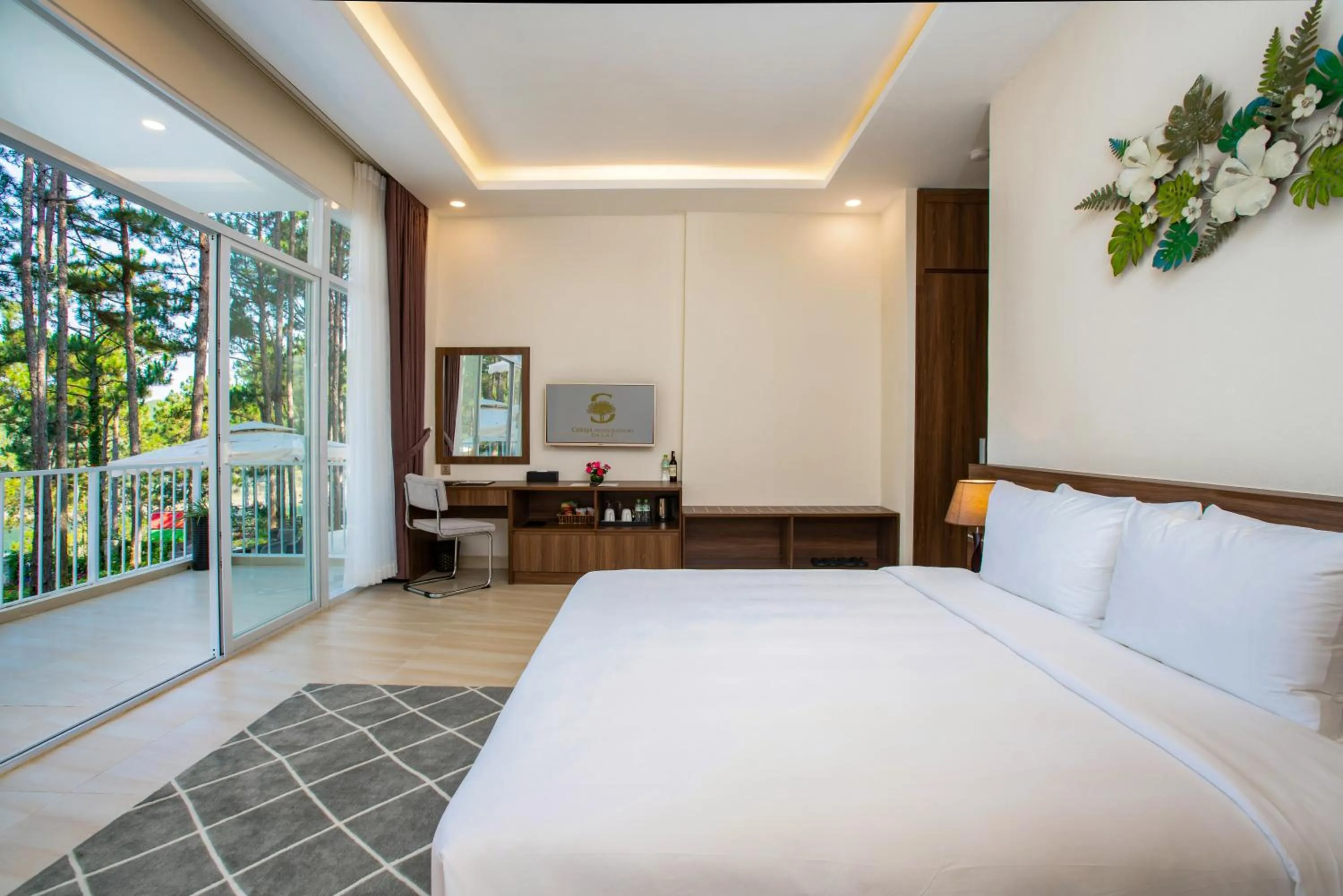 TV and multimedia, Bed in CEREJA Hotel & Resort Dalat