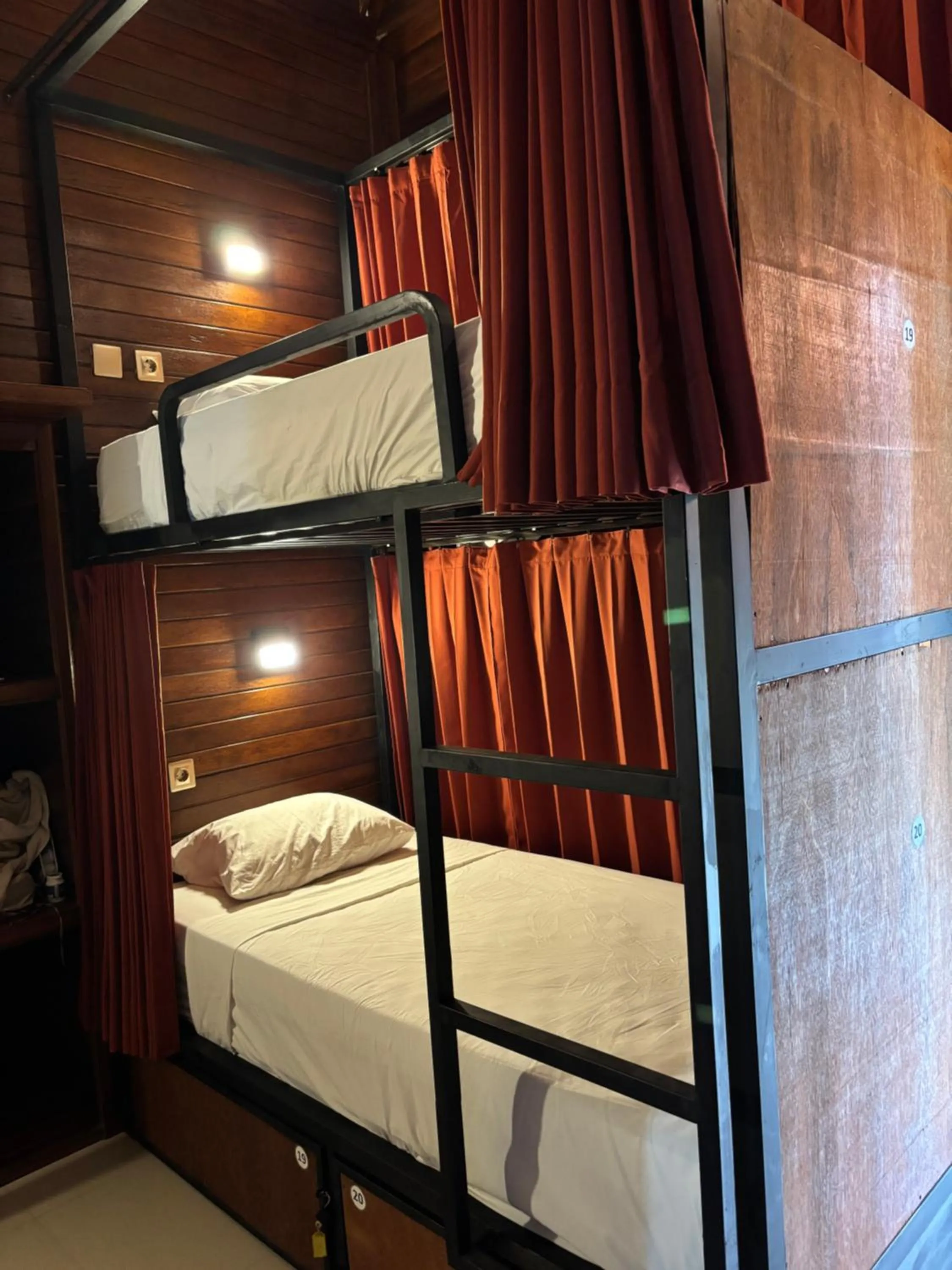 Bedroom, Bed in Castaway Island Hostel