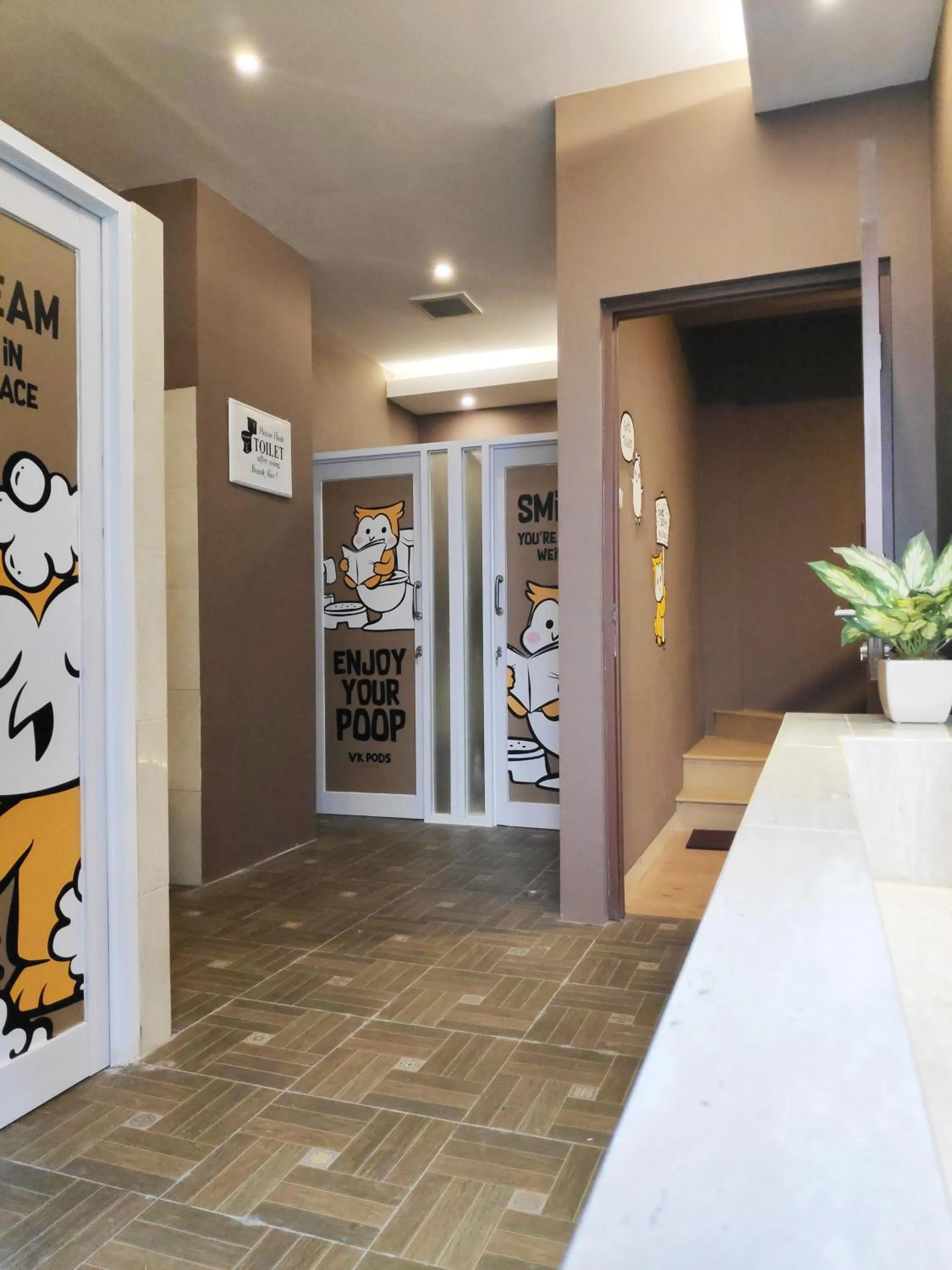Toilet in VK Pods PIK