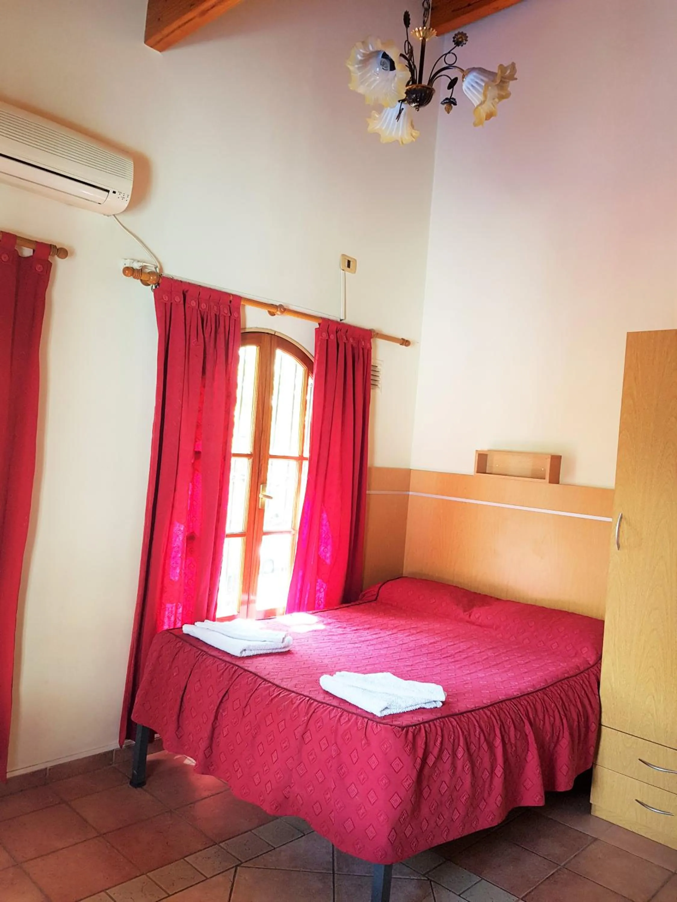 Photo of the whole room in Azul Departamentos