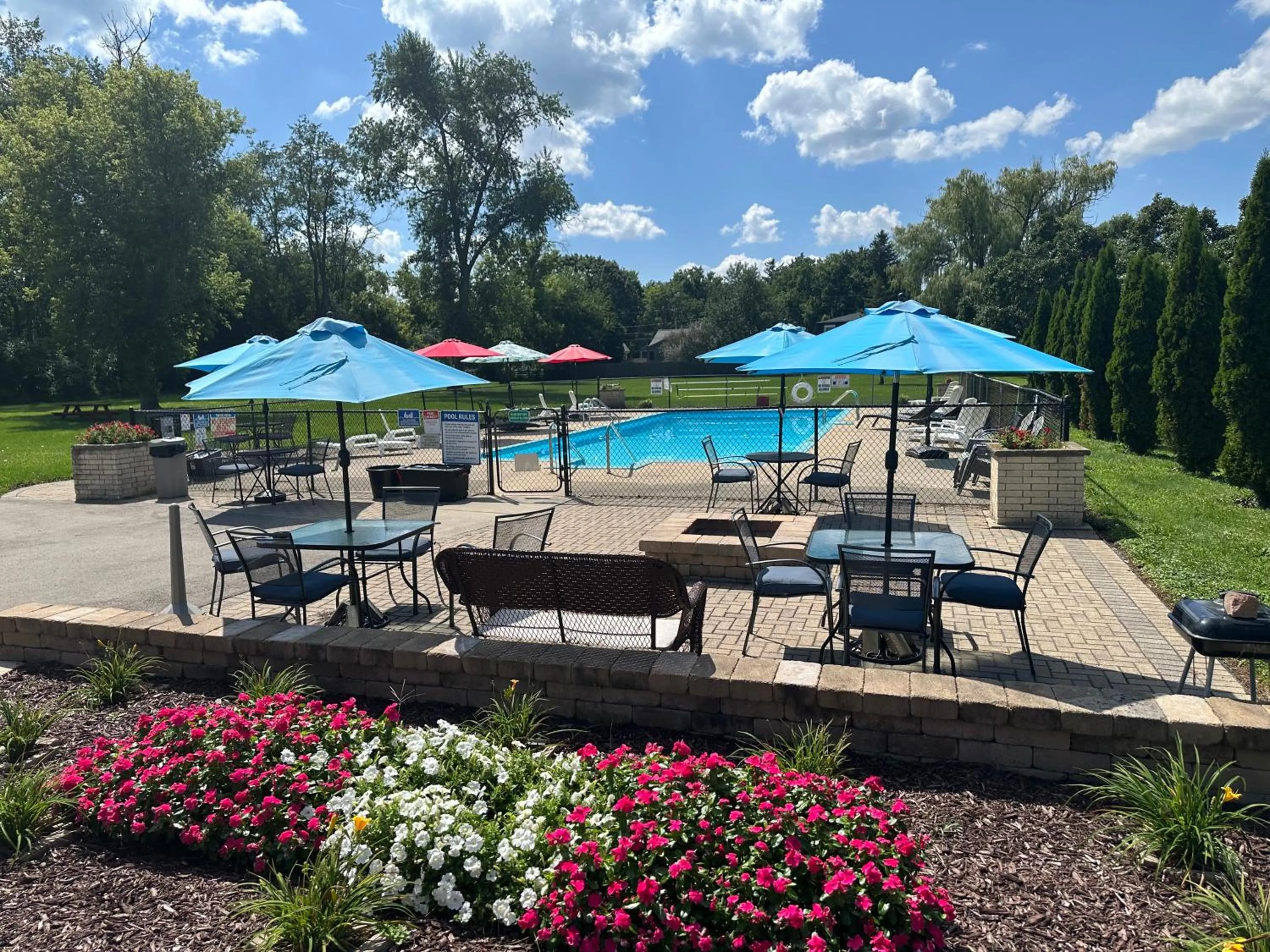 Patio in Geneva Wells Inn