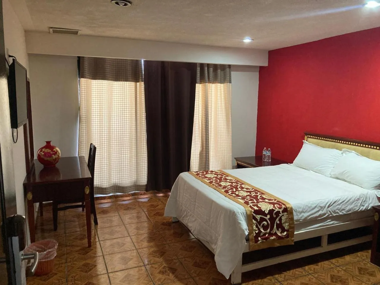 Bed in Hotel Mandarin