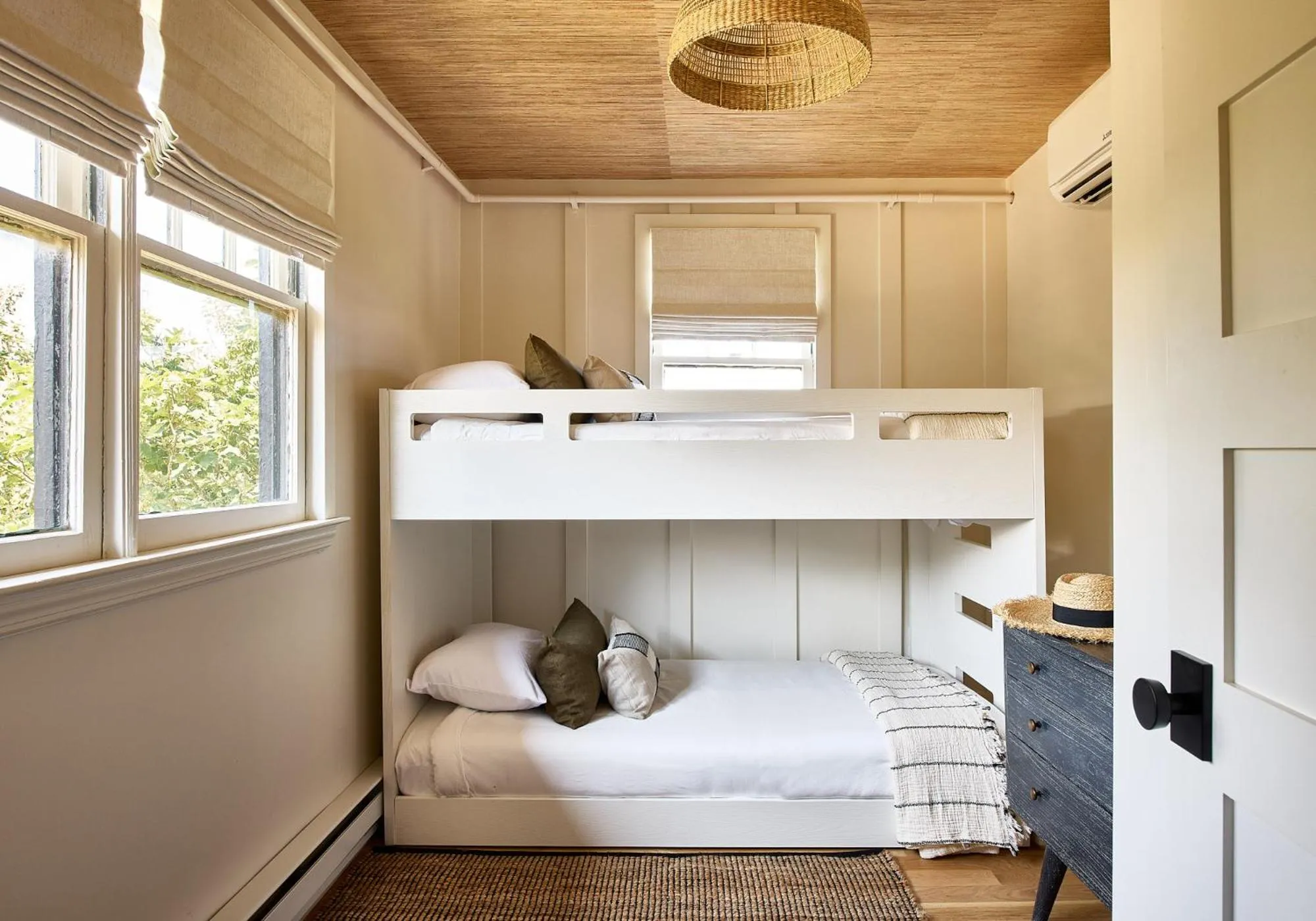 bunk bed, Bed in Block Island Beach House