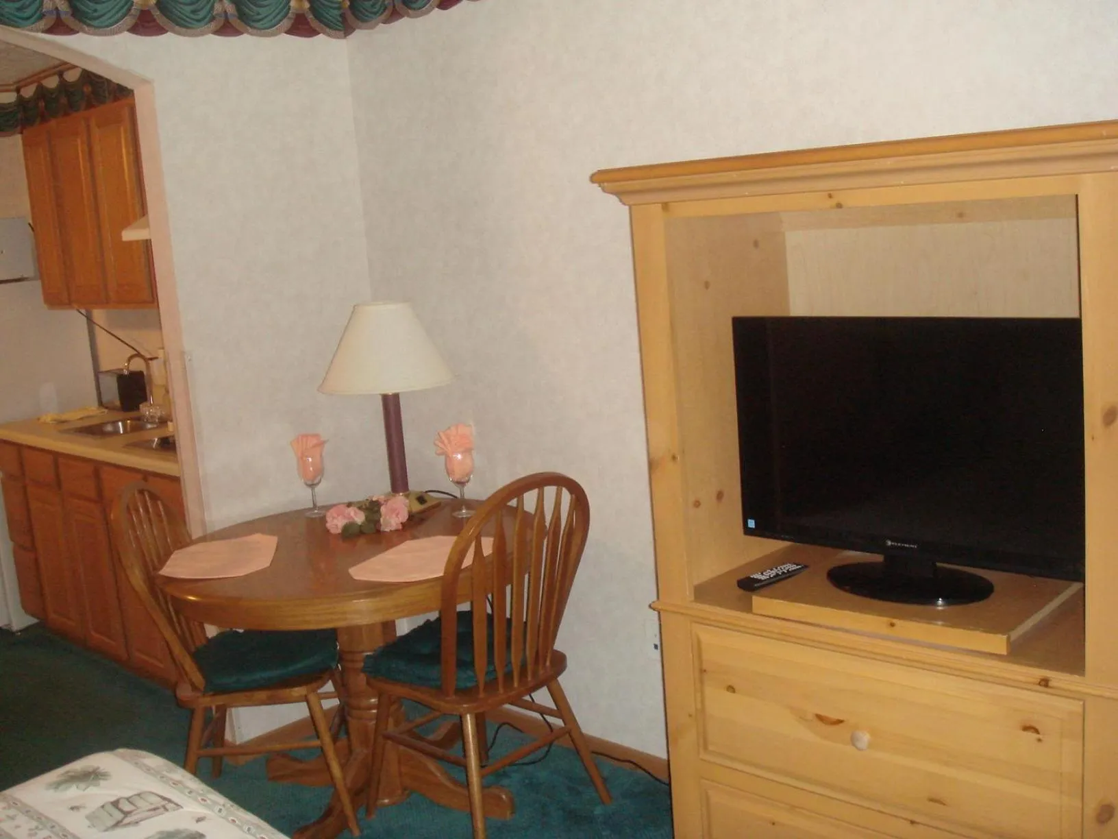 Townhouse Inn & Suites Omaha
