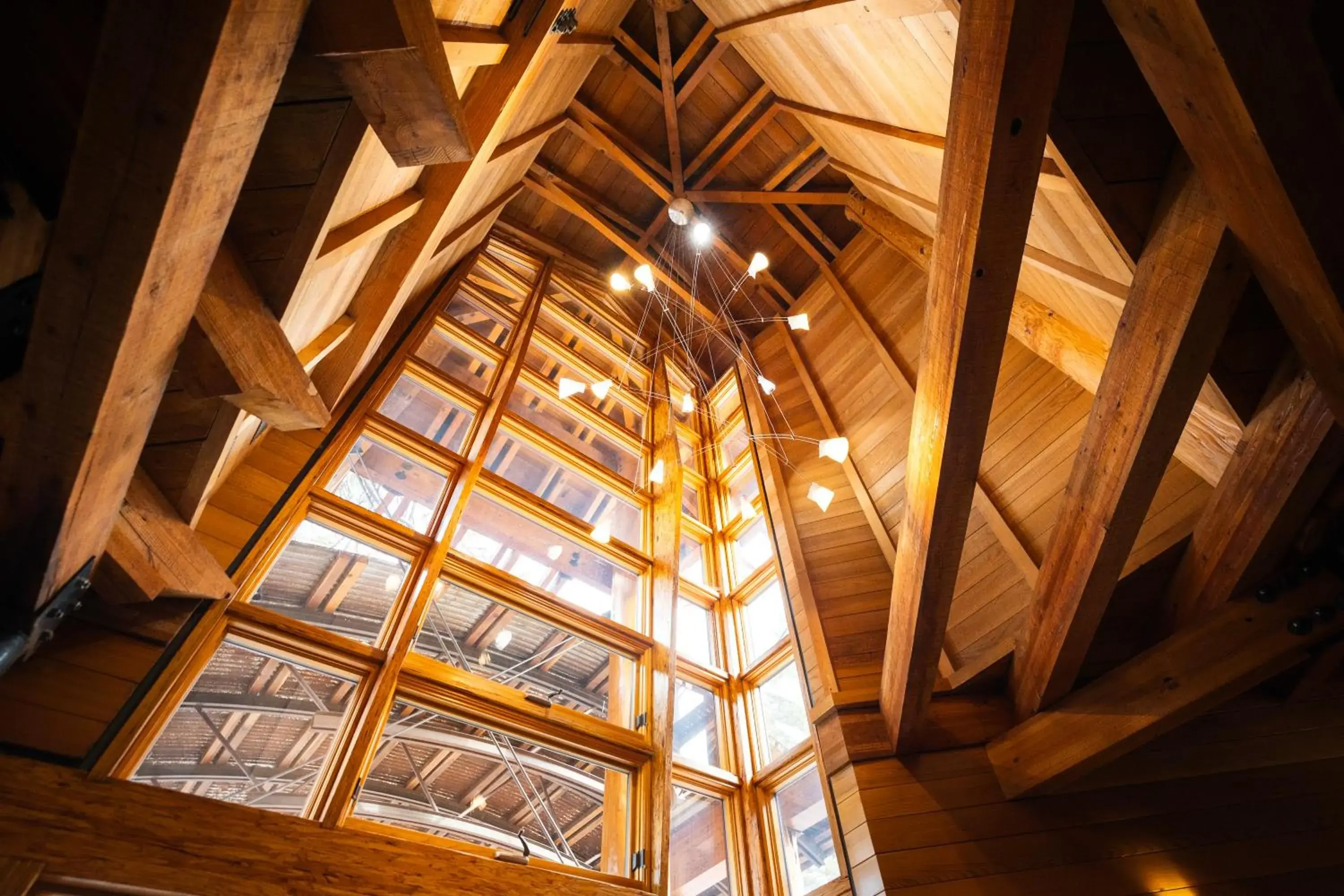 Property building in Gravity Haus Truckee-Tahoe Property building in Gravity Haus Truckee-Tahoe