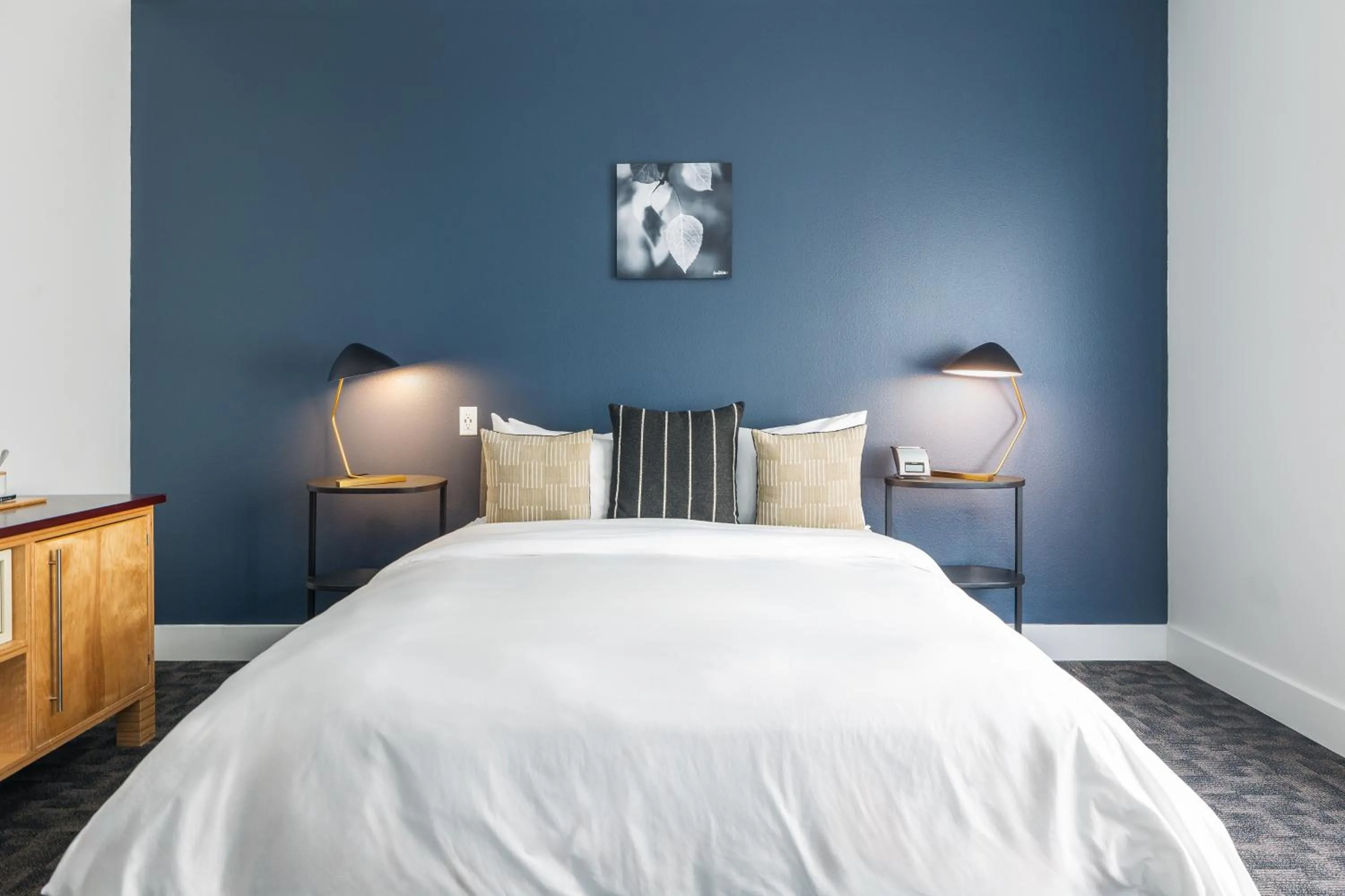 Bedroom, Bed in Gravity Haus Truckee-Tahoe