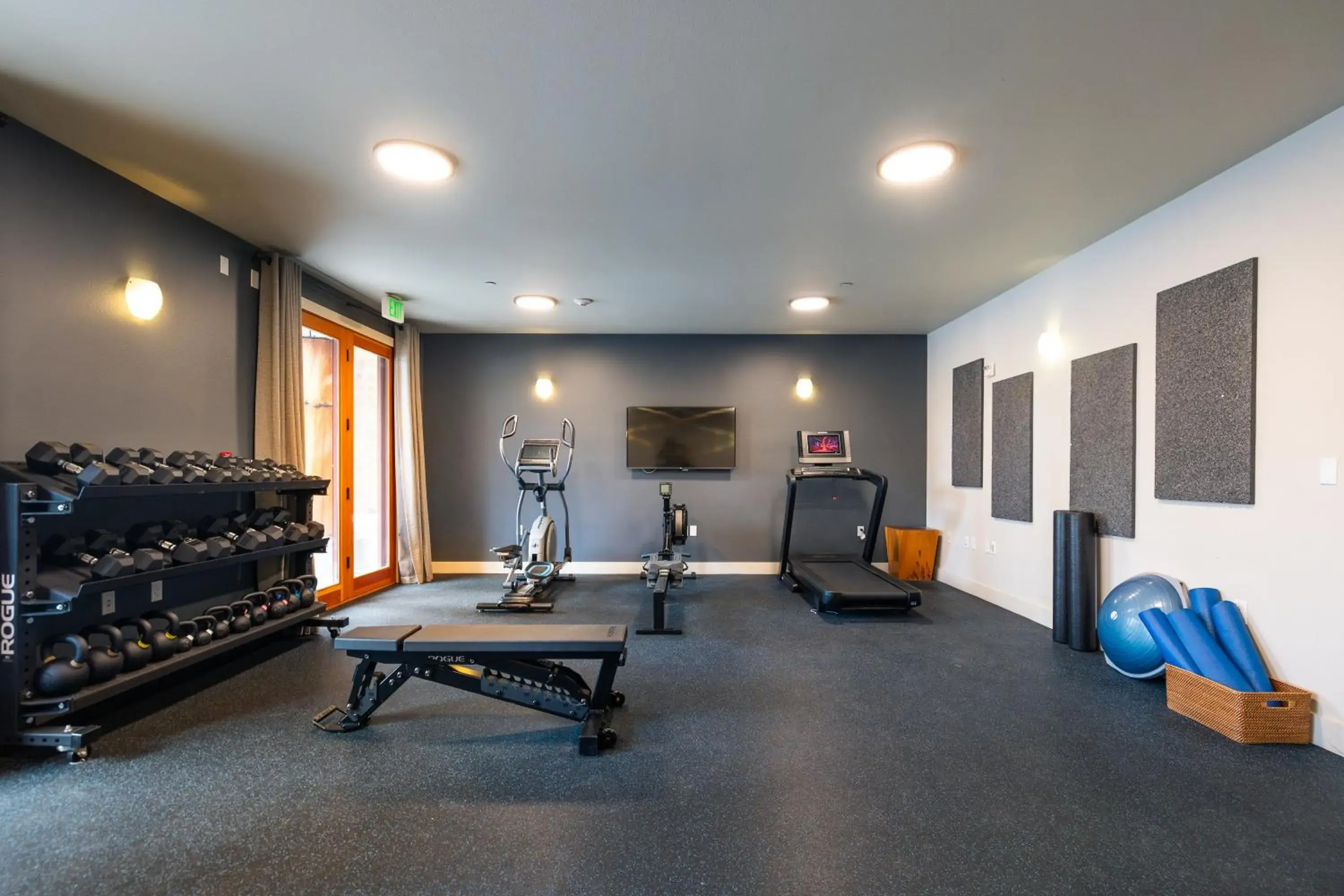 Fitness centre/facilities in Gravity Haus Truckee-Tahoe Fitness centre/facilities in Gravity Haus Truckee-Tahoe