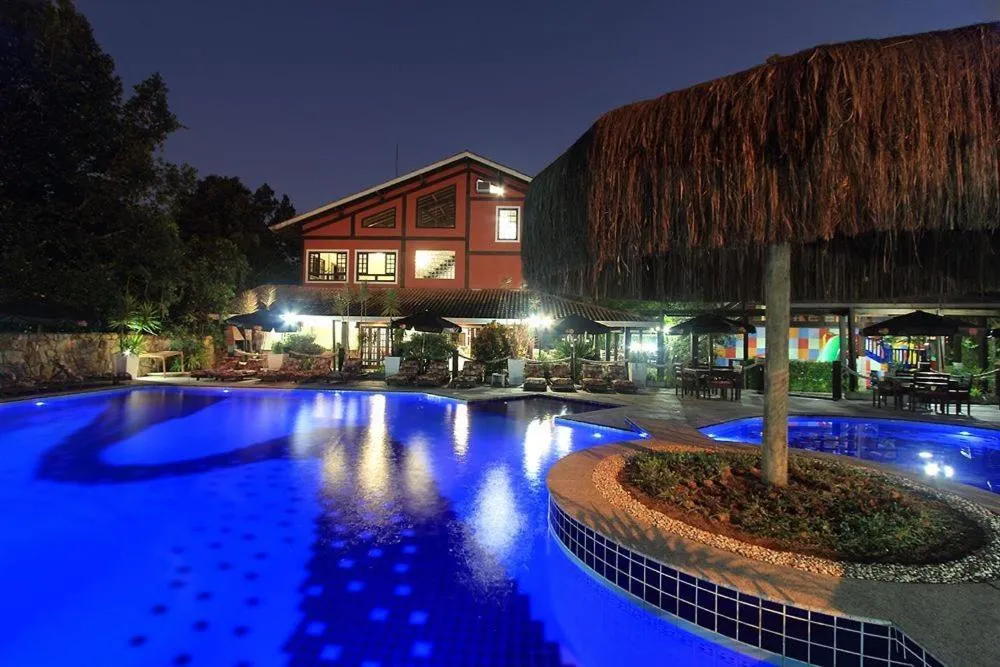 Swimming pool in Salvetti Praia Hotel