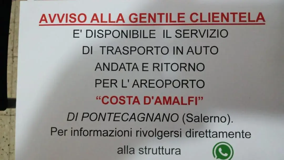 Double Room with Shared Bathroom in B&B RESTO AL SUD Double Room with Shared Bathroom in B&B RESTO AL SUD