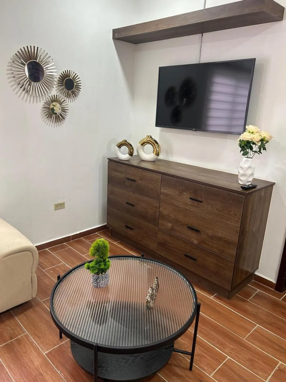 TV and multimedia in Hotel Galerias HN