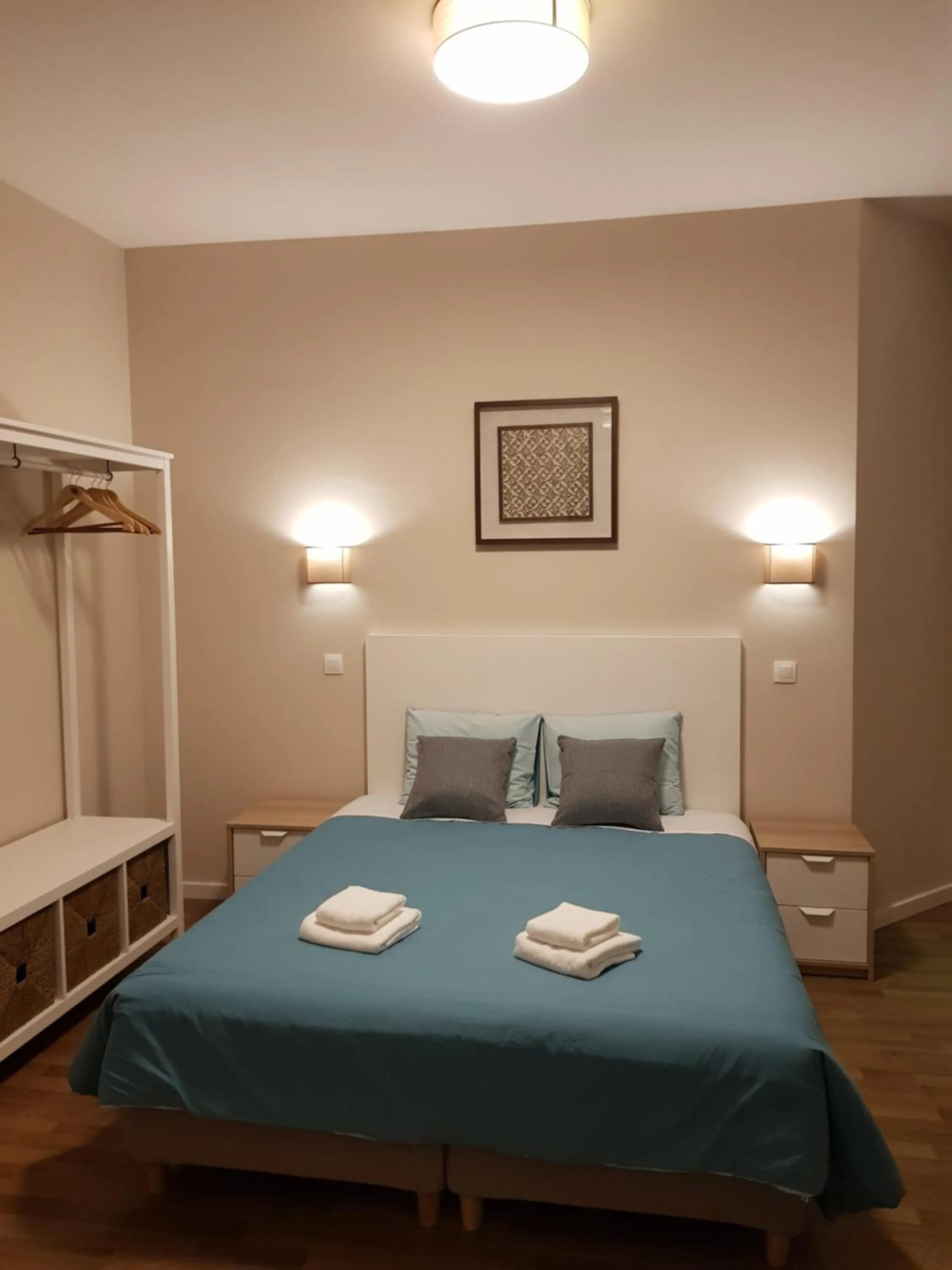 Bedroom, Bed in HaoBo Porto Center