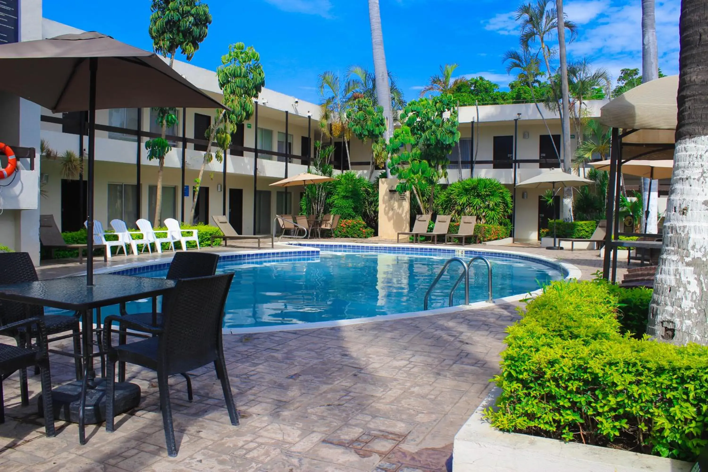 Swimming pool in El Dorado Swimming pool in El Dorado