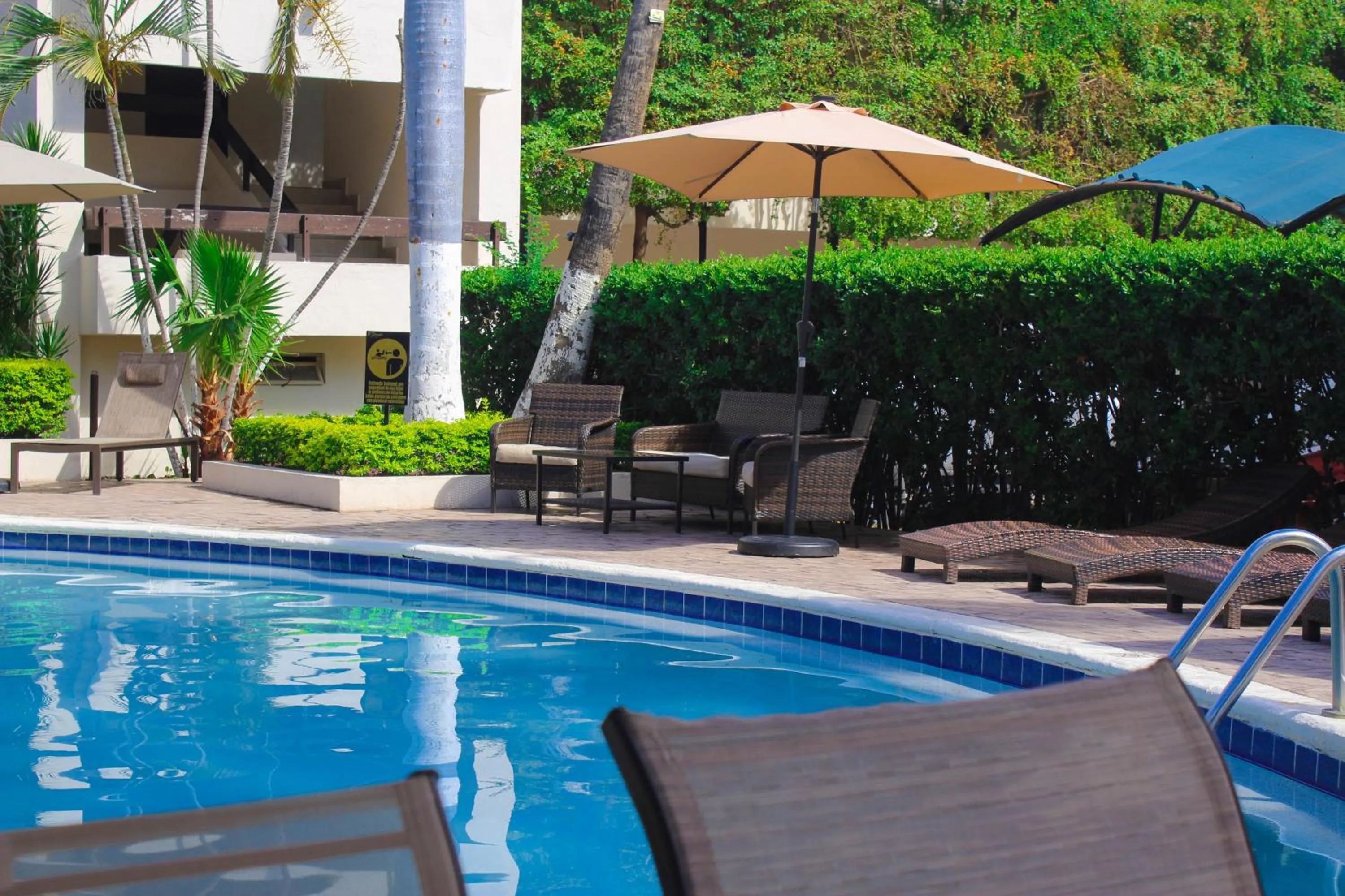 Swimming pool in El Dorado