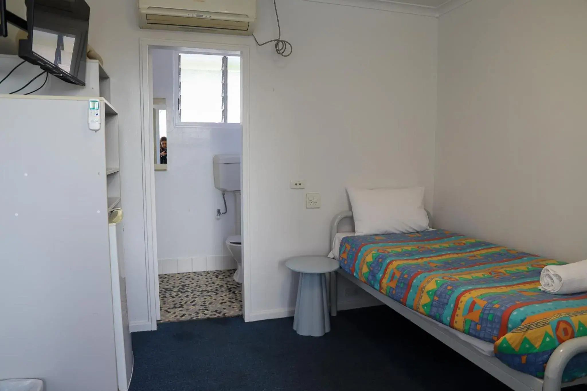 Bed in The Palms Motel- Formerly Flinders Motel Bed in The Palms Motel- Formerly Flinders Motel