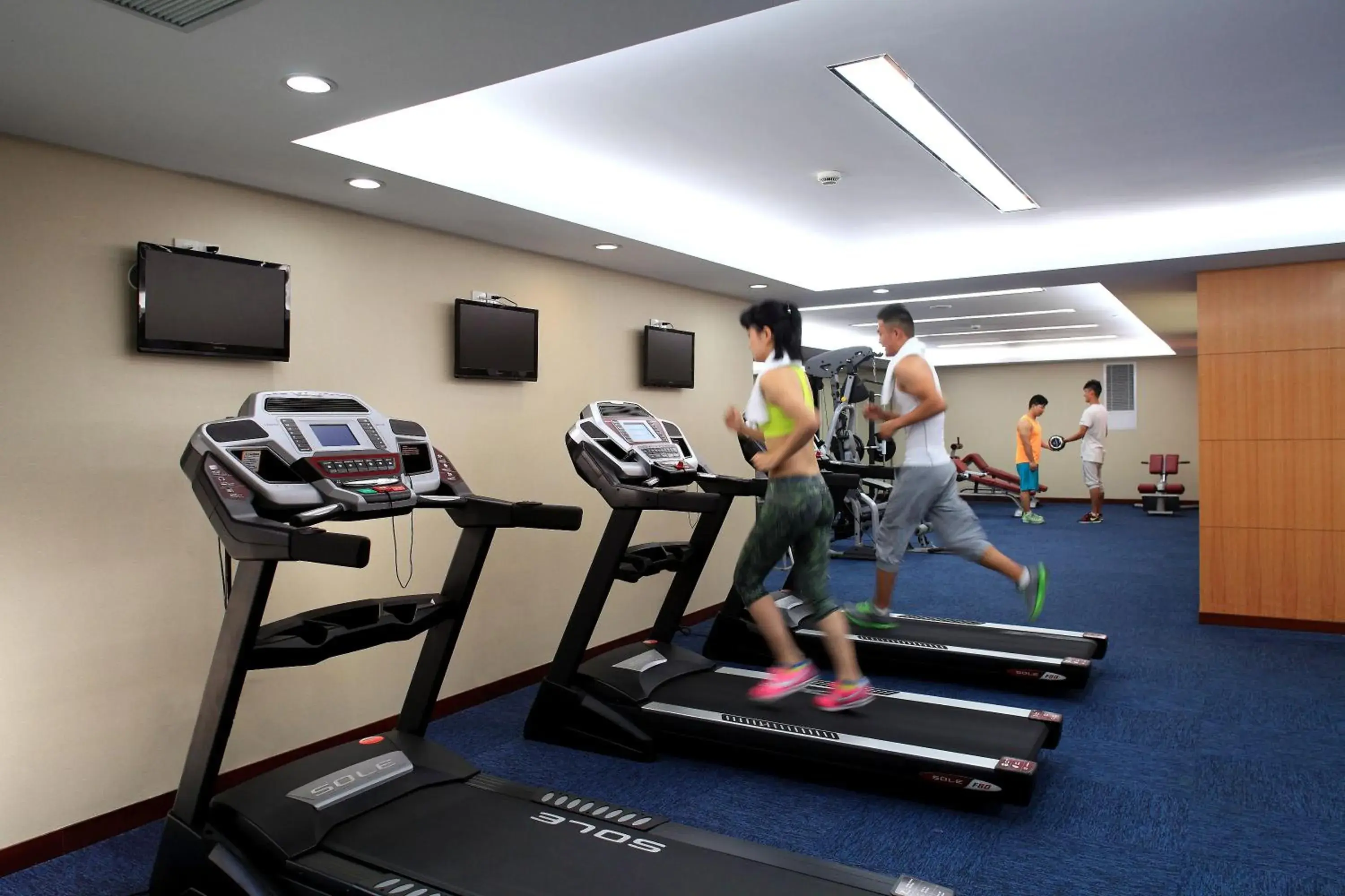 Fitness centre/facilities in Crowne Plaza Taizhou by IHG Fitness centre/facilities in Crowne Plaza Taizhou by IHG