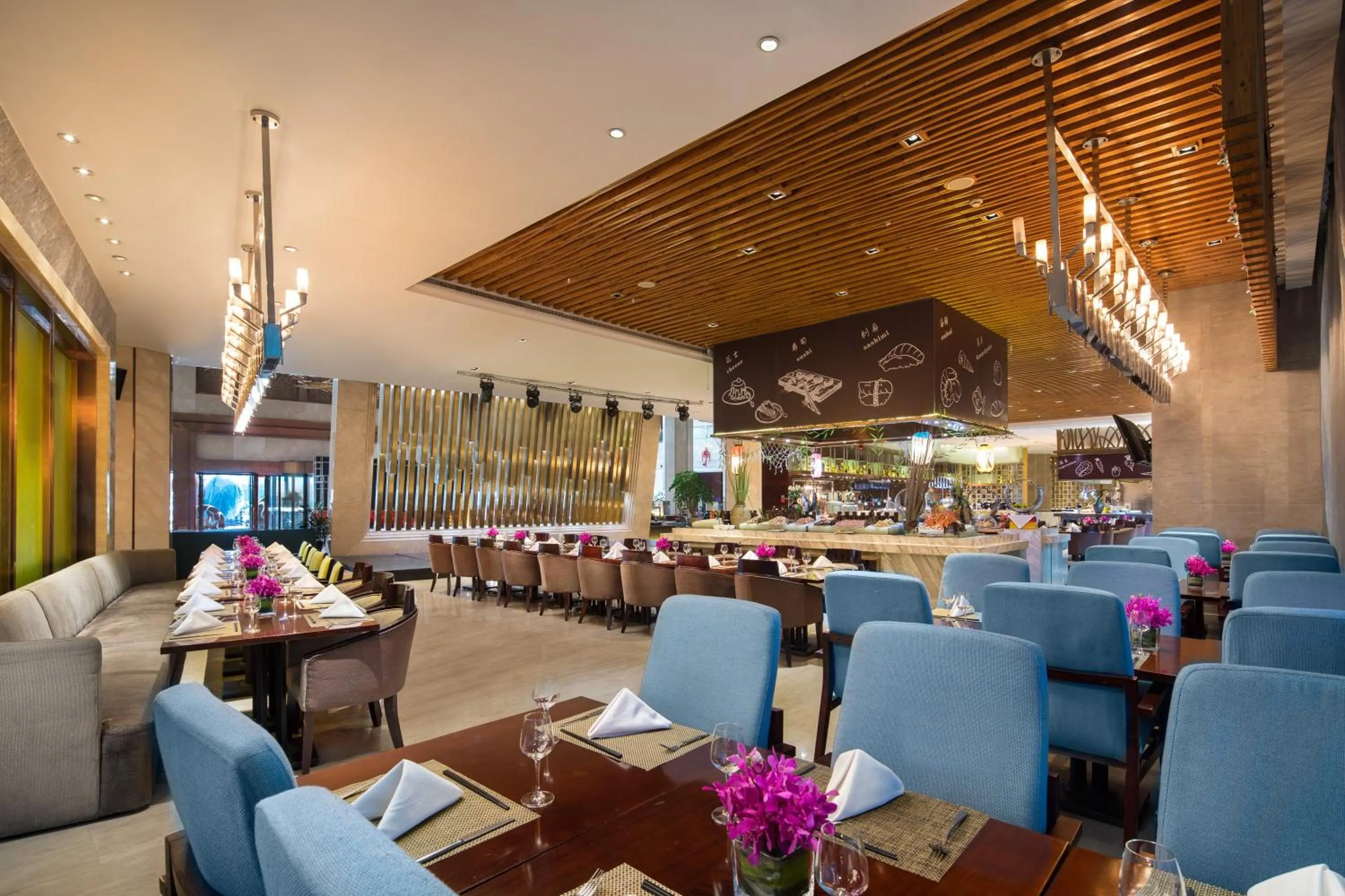 Breakfast in Crowne Plaza Taizhou by IHG