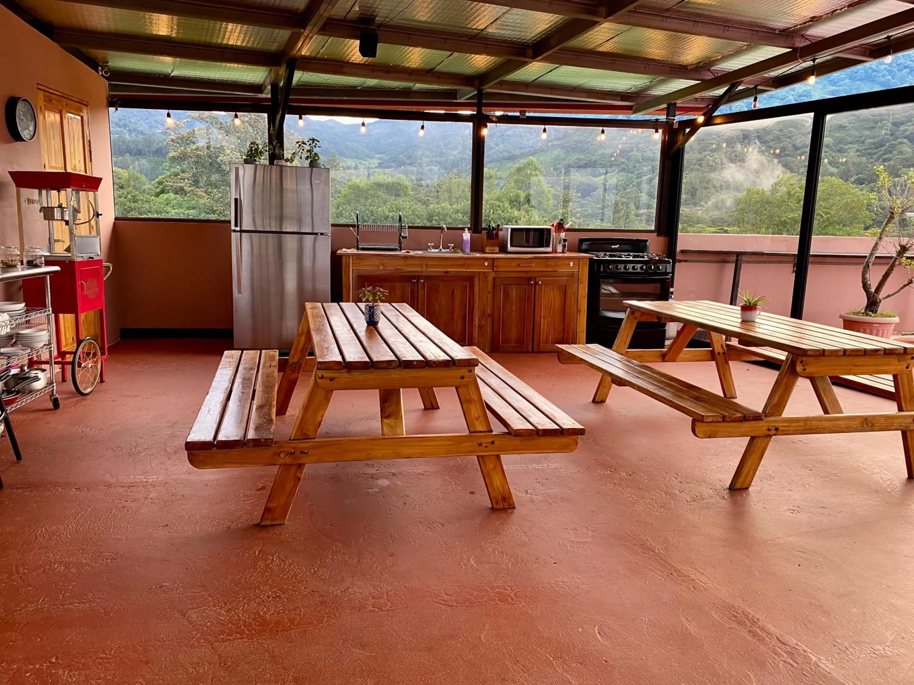 Communal kitchen in Buena Vista Boquete