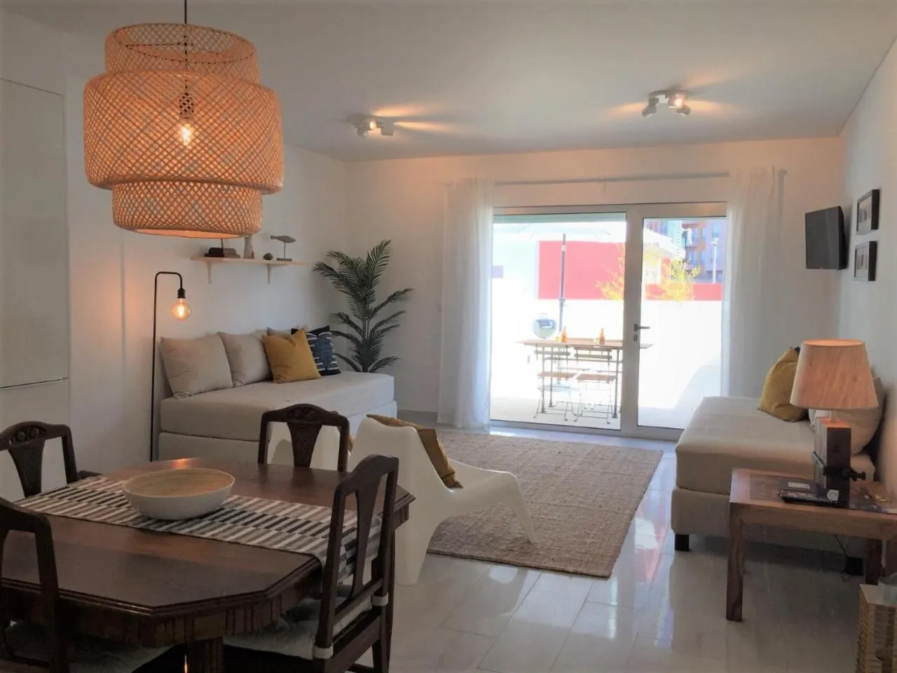 Living room in Alto Mar Apartment