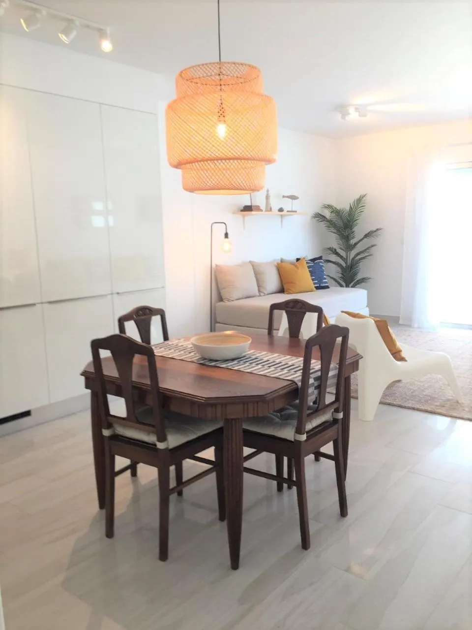 Living room in Alto Mar Apartment