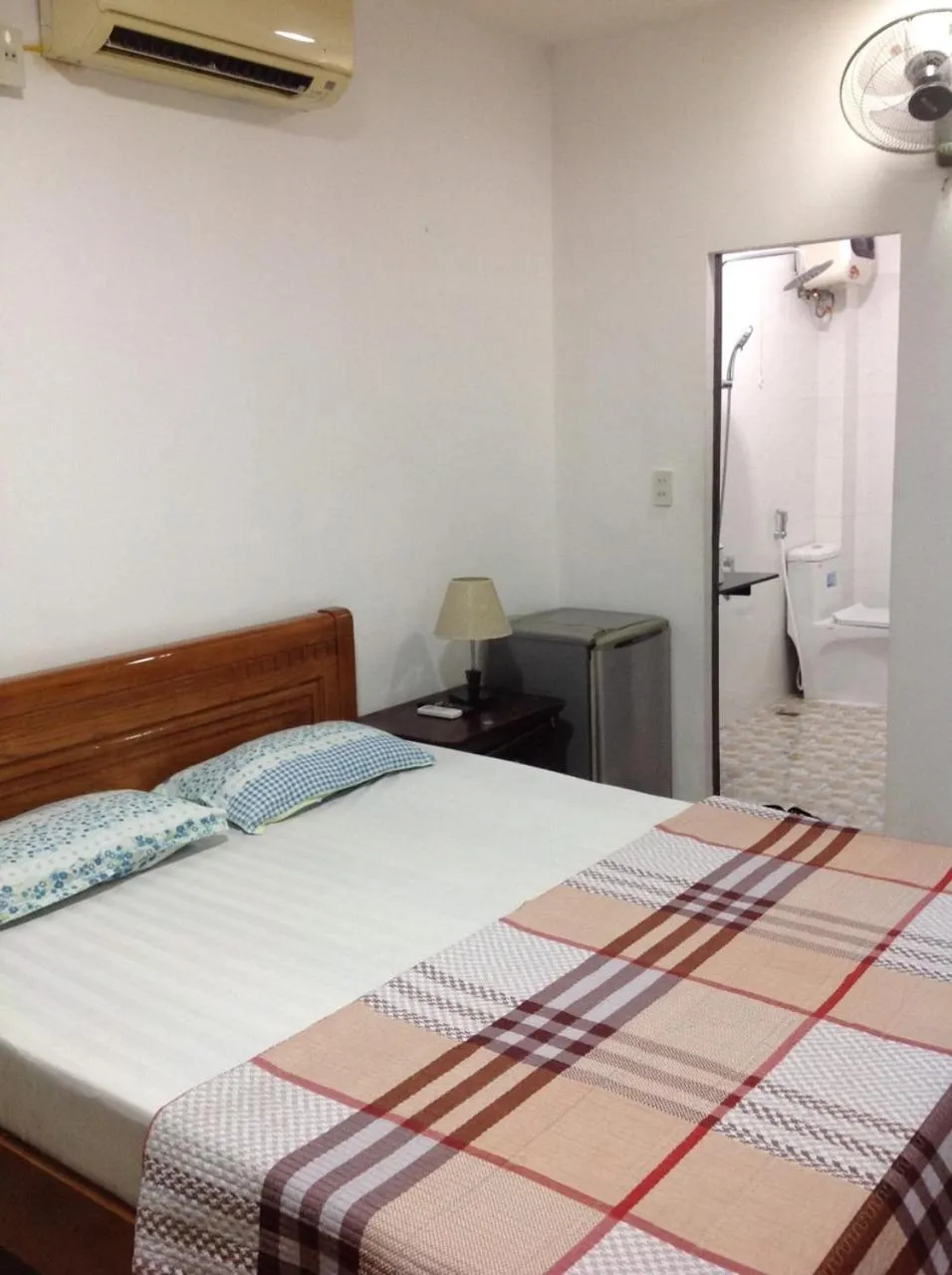 Bed in Ngoc Binh Hotel