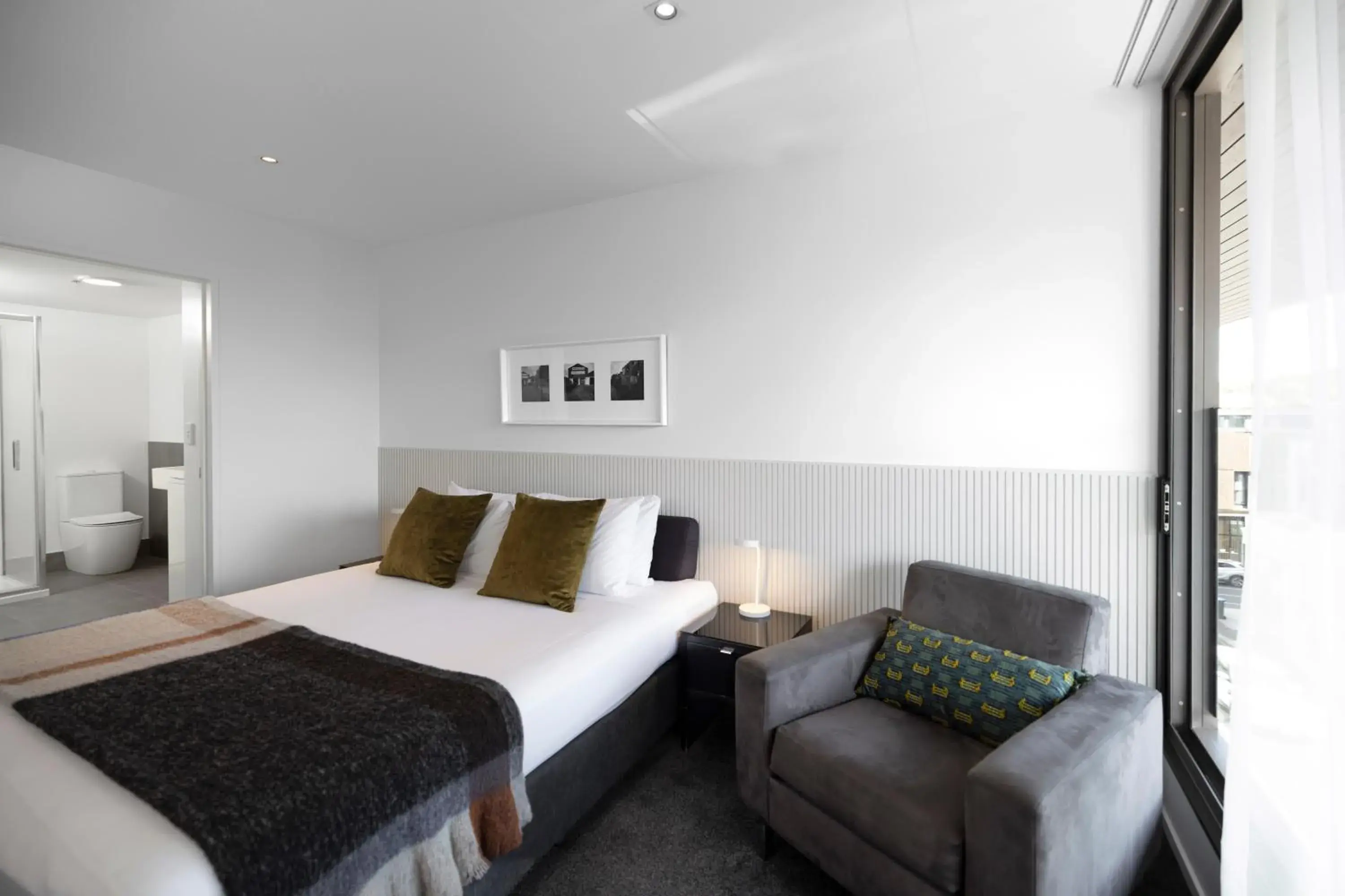 Bedroom, Bed in Quest Parnell Serviced Apartments Bedroom, Bed in Quest Parnell Serviced Apartments