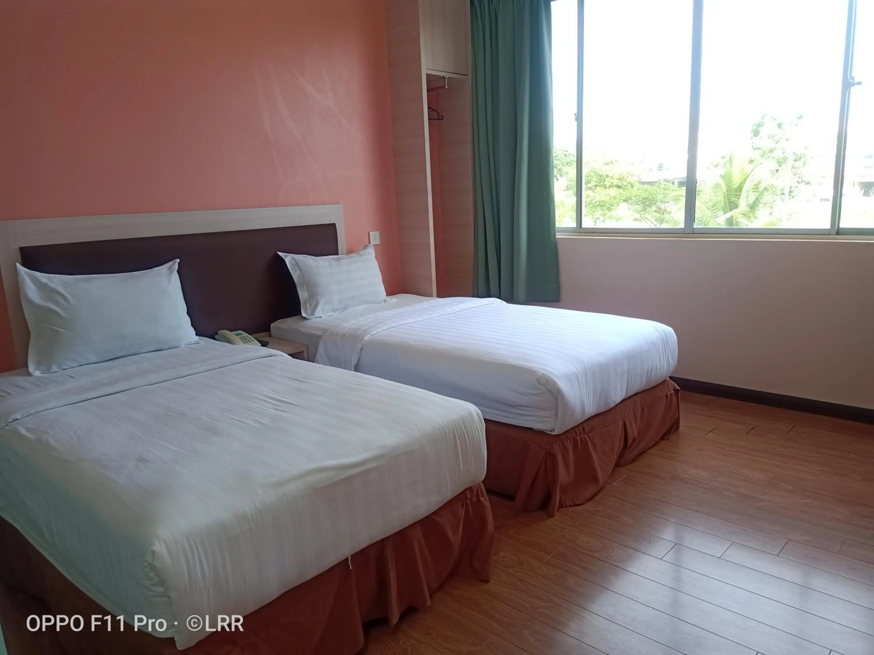 Bedroom, Bed in Salim Inn