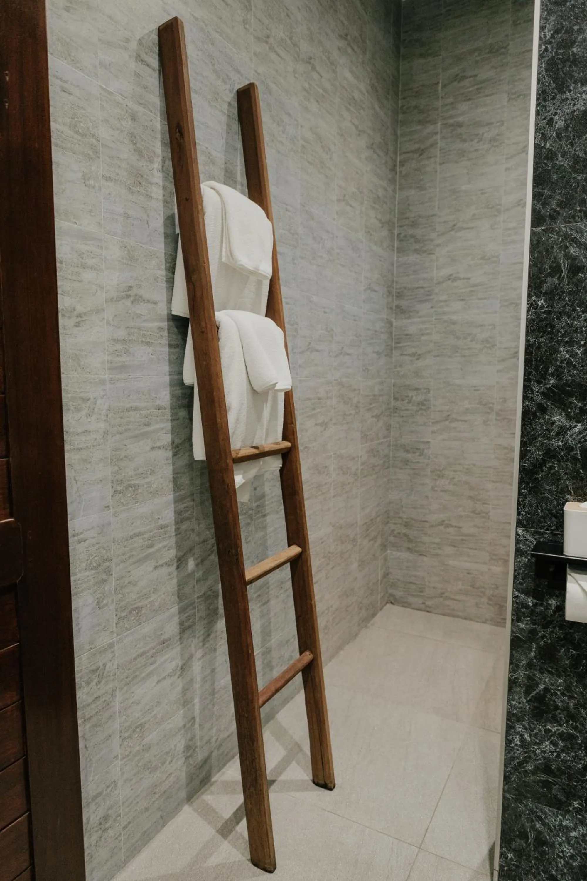 Bathroom in Arun Dara Villa