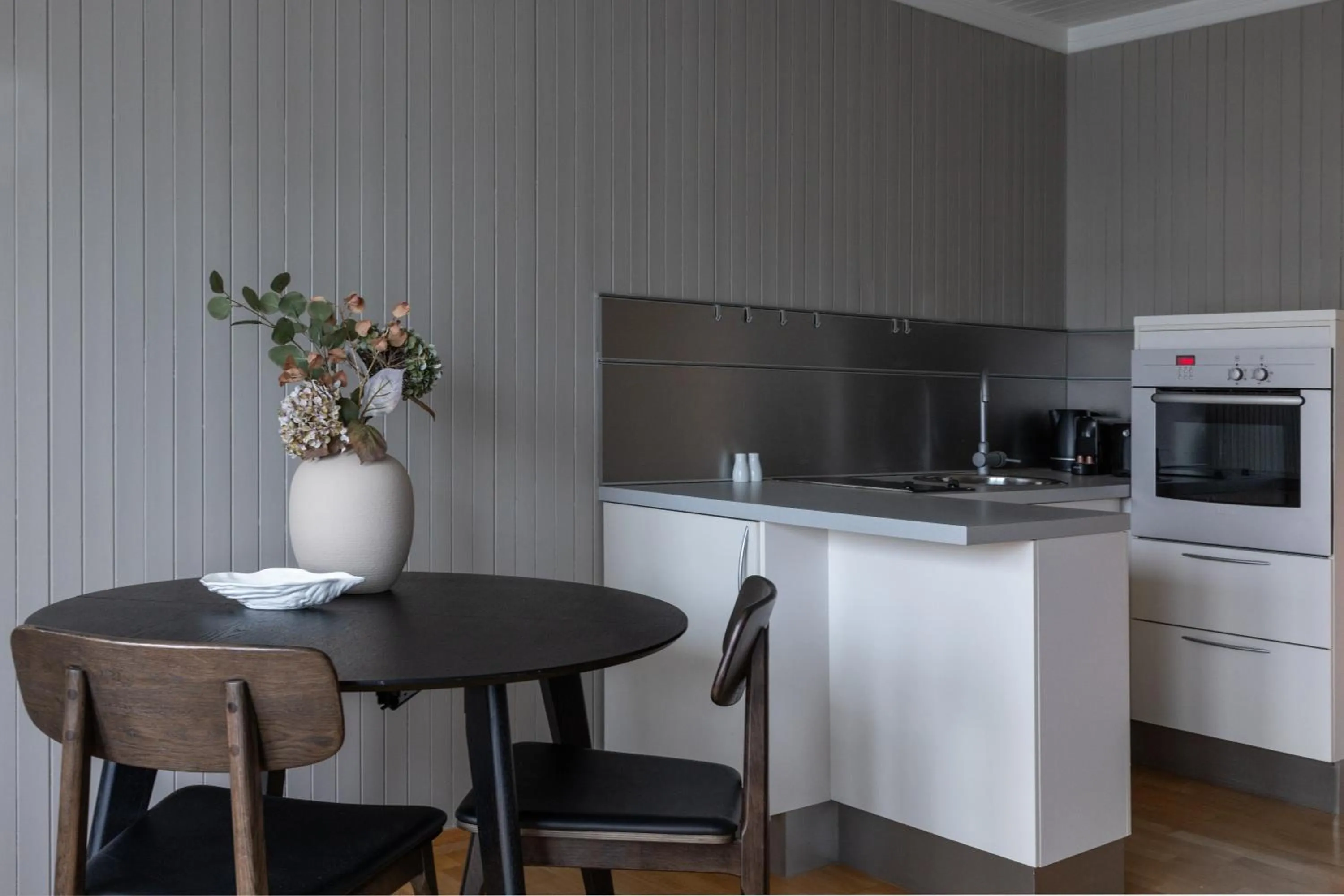 Kitchen or kitchenette in Solsiden Brygge Rorbuer