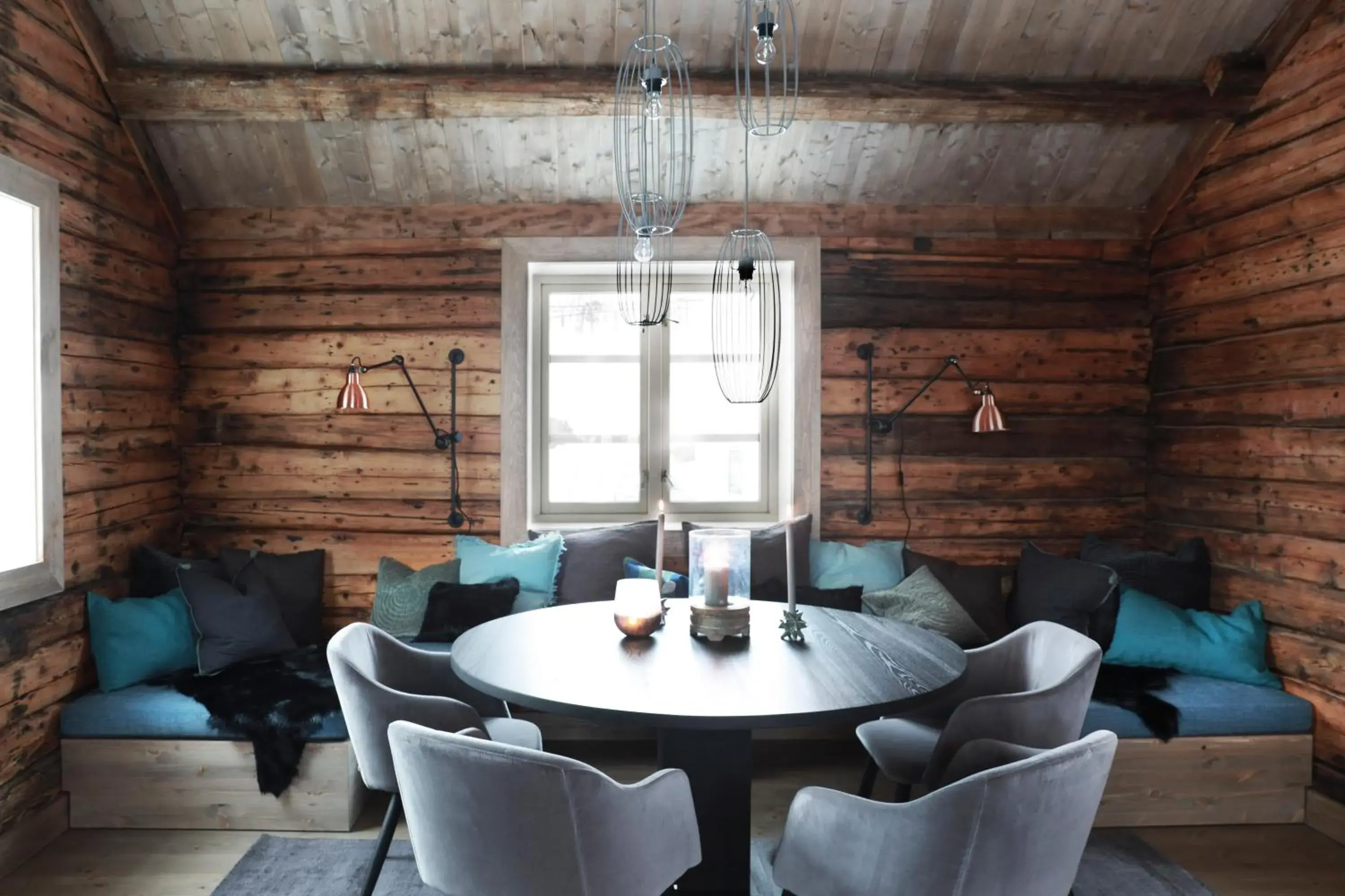 Two-Bedroom Cottage Suite in Solsiden Brygge Rorbuer Two-Bedroom Cottage Suite in Solsiden Brygge Rorbuer