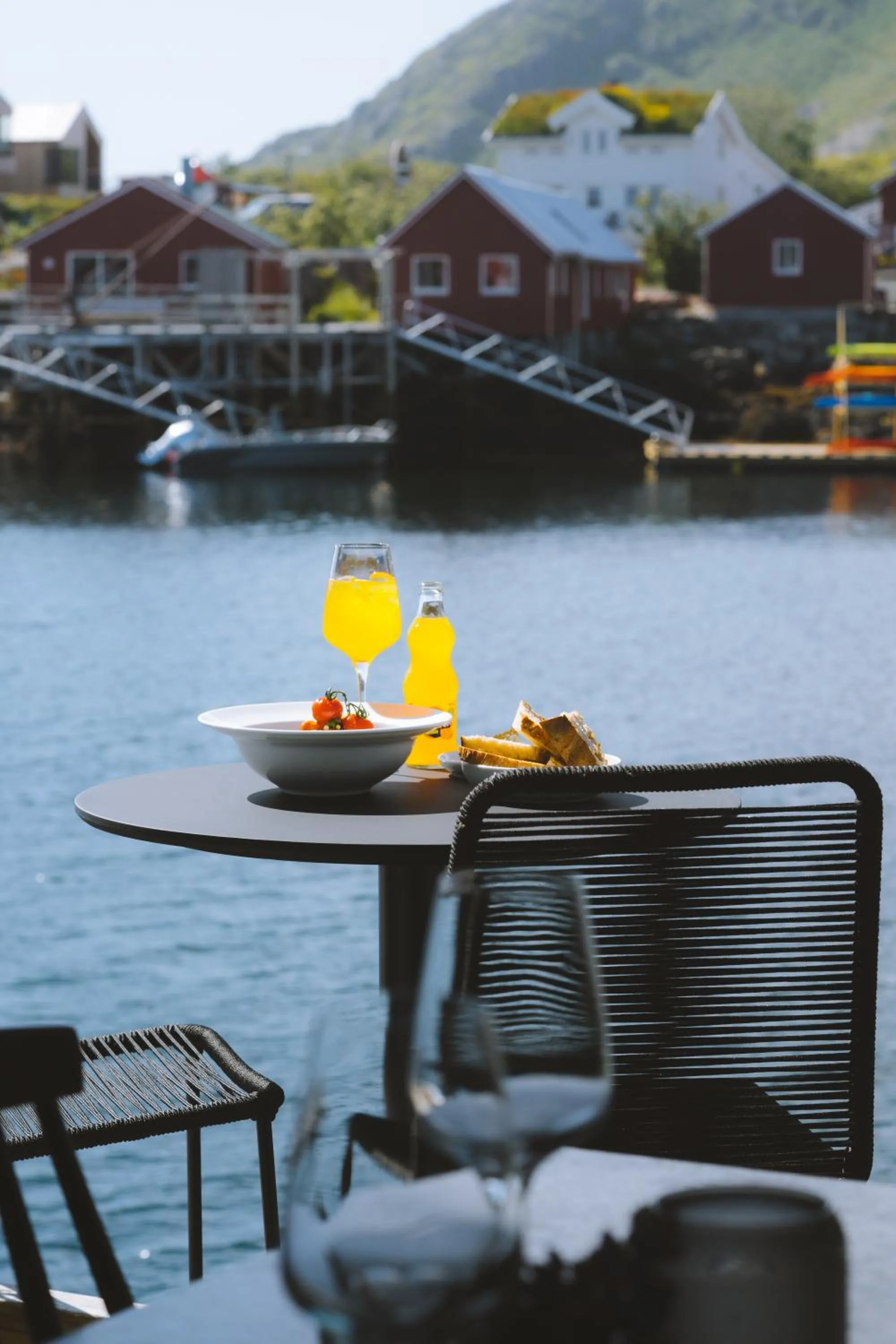 Food and drinks in Solsiden Brygge Rorbuer