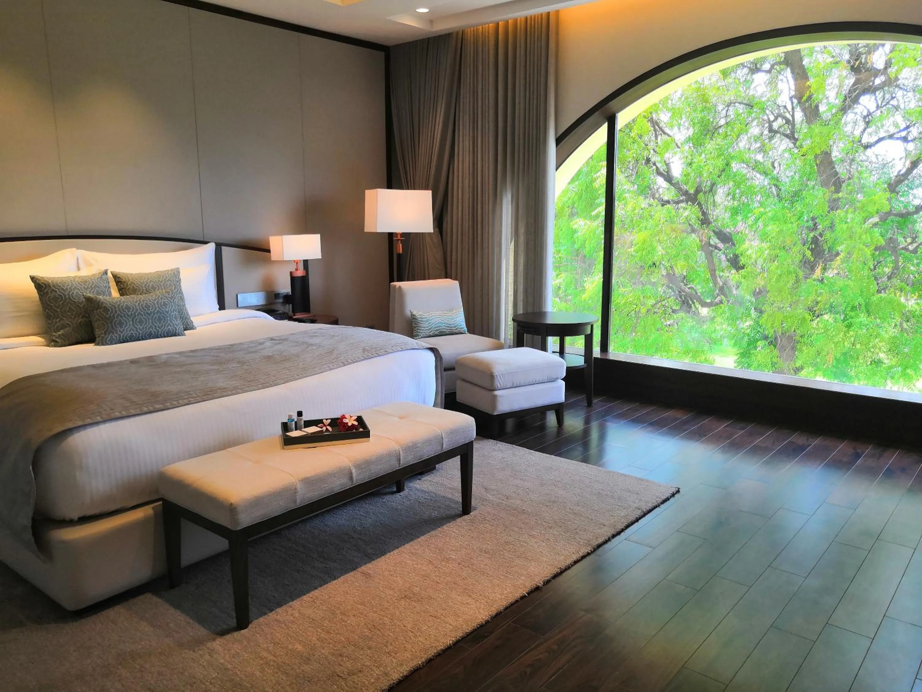 Bed in Belvedere Golf & Country Club