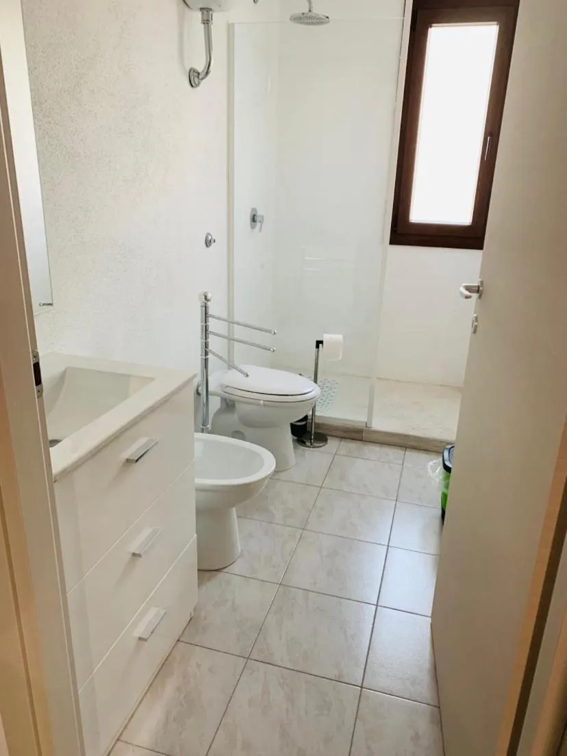 Bathroom in Luxar room