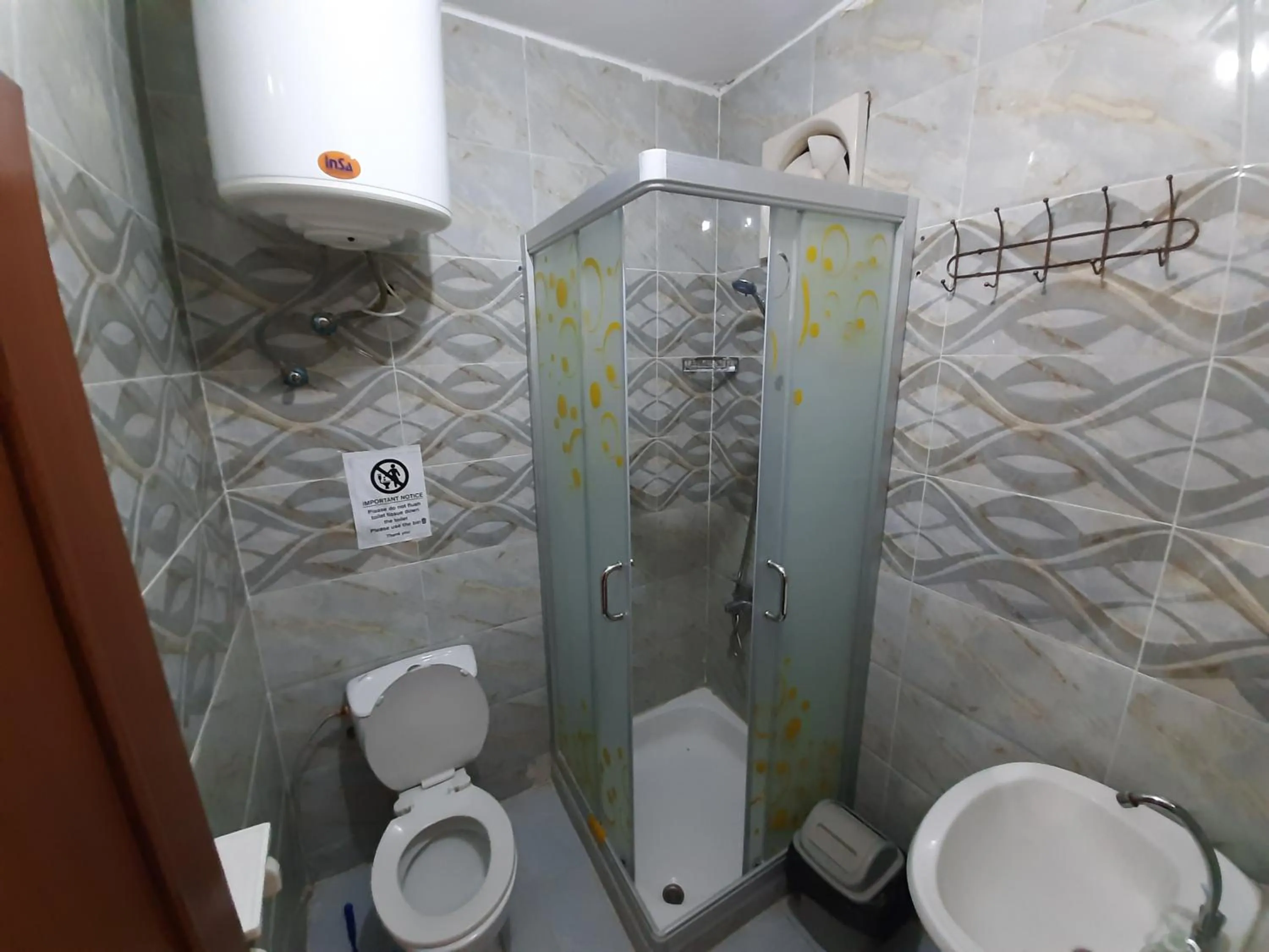 Toilet in Petra Visitors Hotel