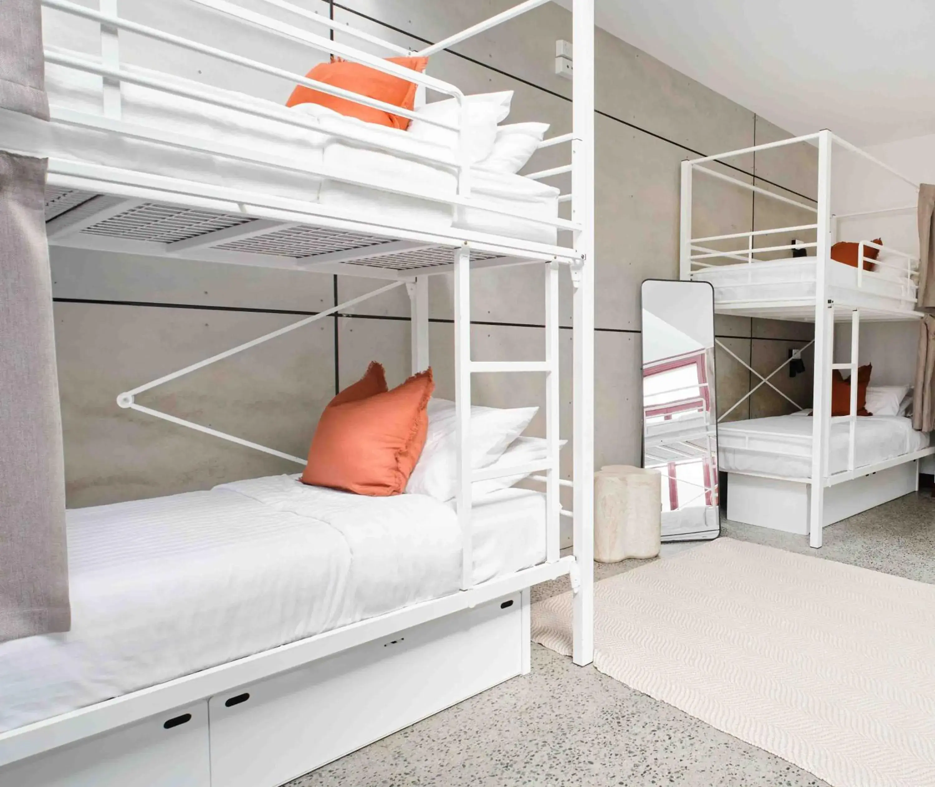 Bed in 12-Bed Mixed Dormitory Room in The Village Surry Hills Bed in 12-Bed Mixed Dormitory Room in The Village Surry Hills