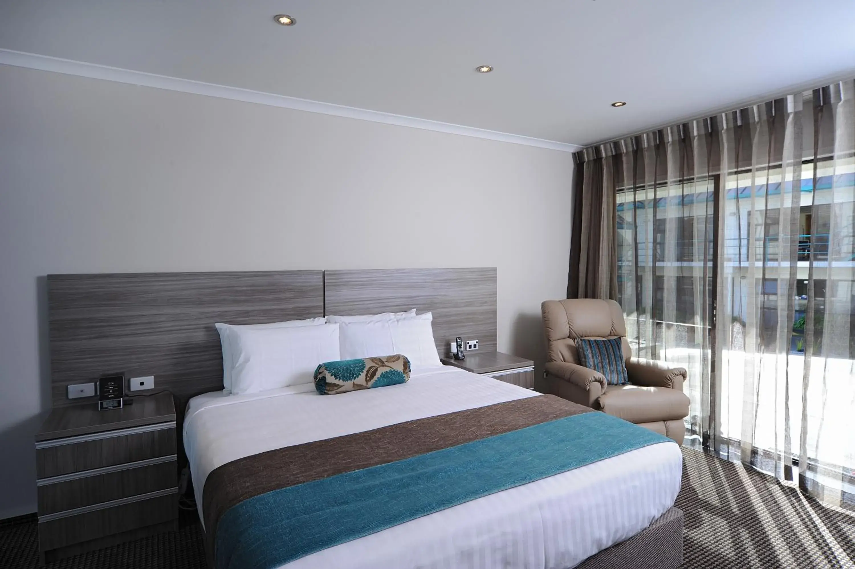 Bed in Best Western Ellerslie International Hotel Bed in Best Western Ellerslie International Hotel
