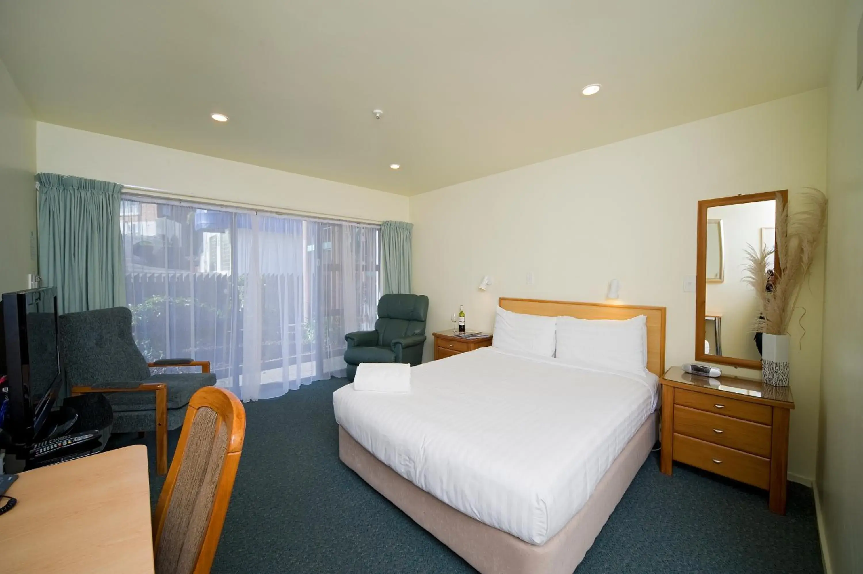 Superior Studio in Best Western Ellerslie International Hotel Superior Studio in Best Western Ellerslie International Hotel