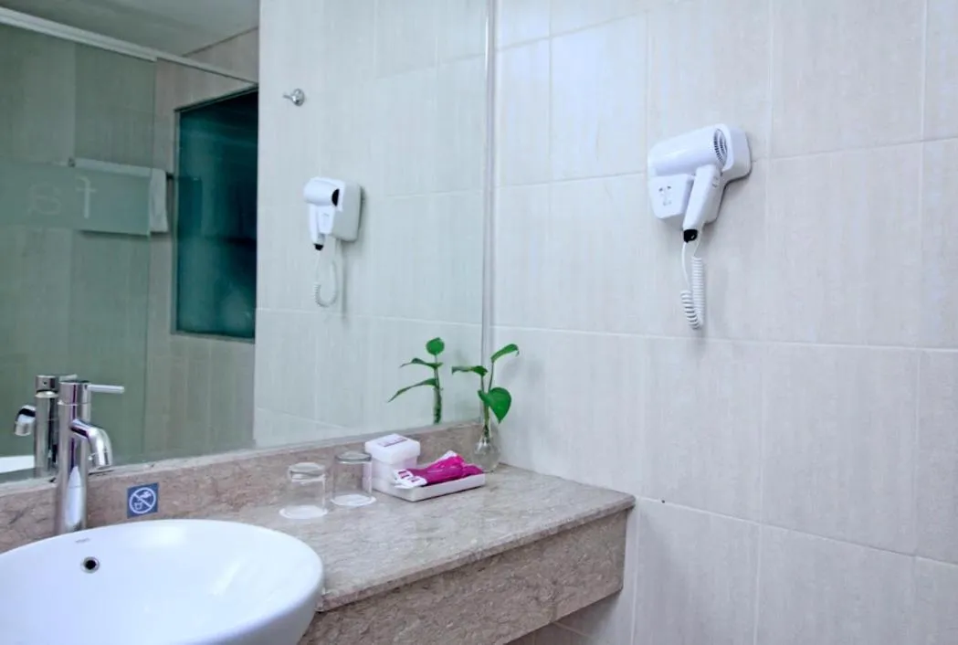 Bathroom in favehotel Braga