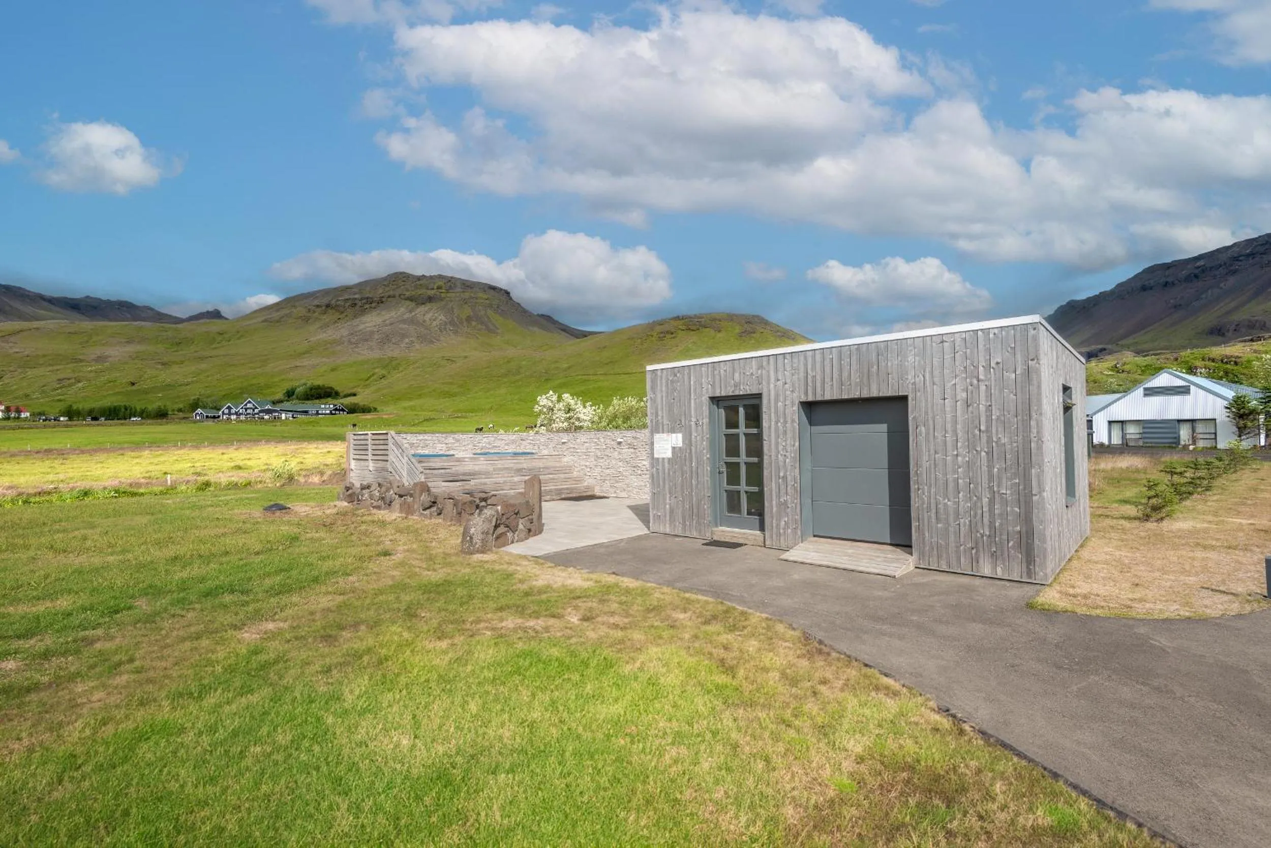 Property building in Boutique Hotel Anna by EJ Hotels