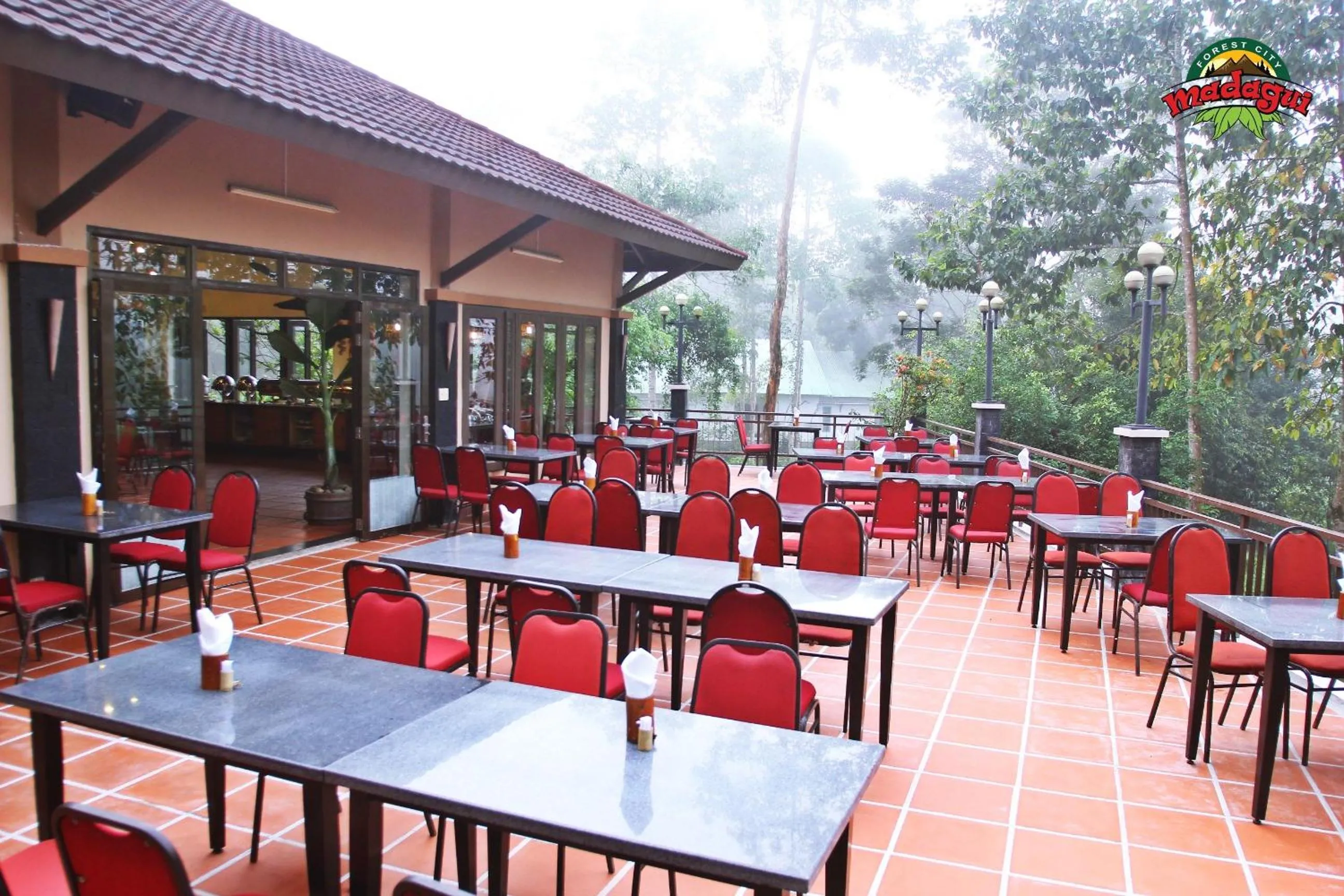 Restaurant/places to eat in Madagui Forest City