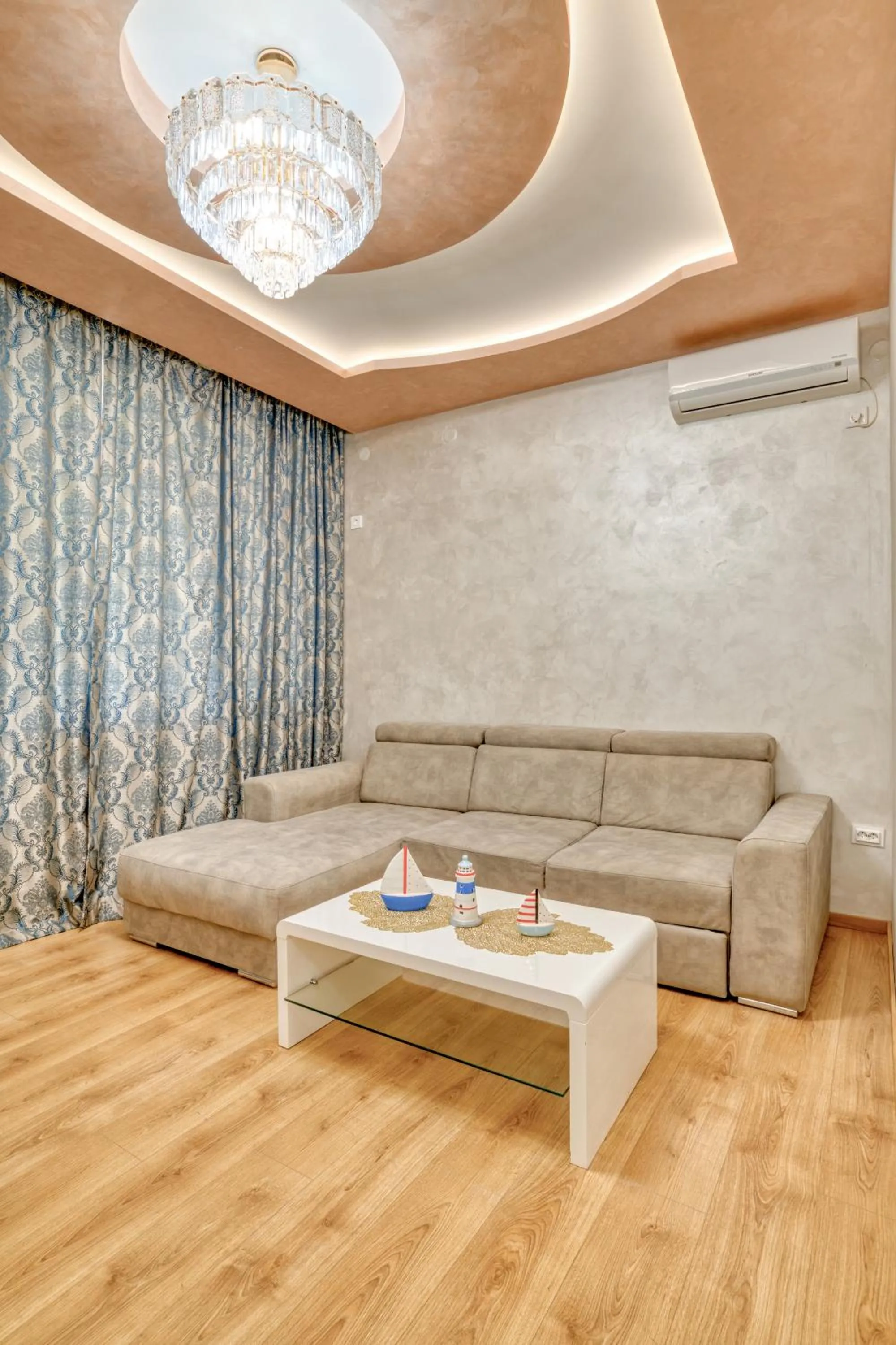 air conditioner in Apartments Elena