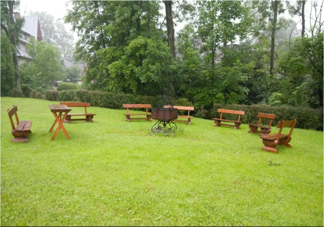 Garden in Dom Wypoczynkowy Tulipan