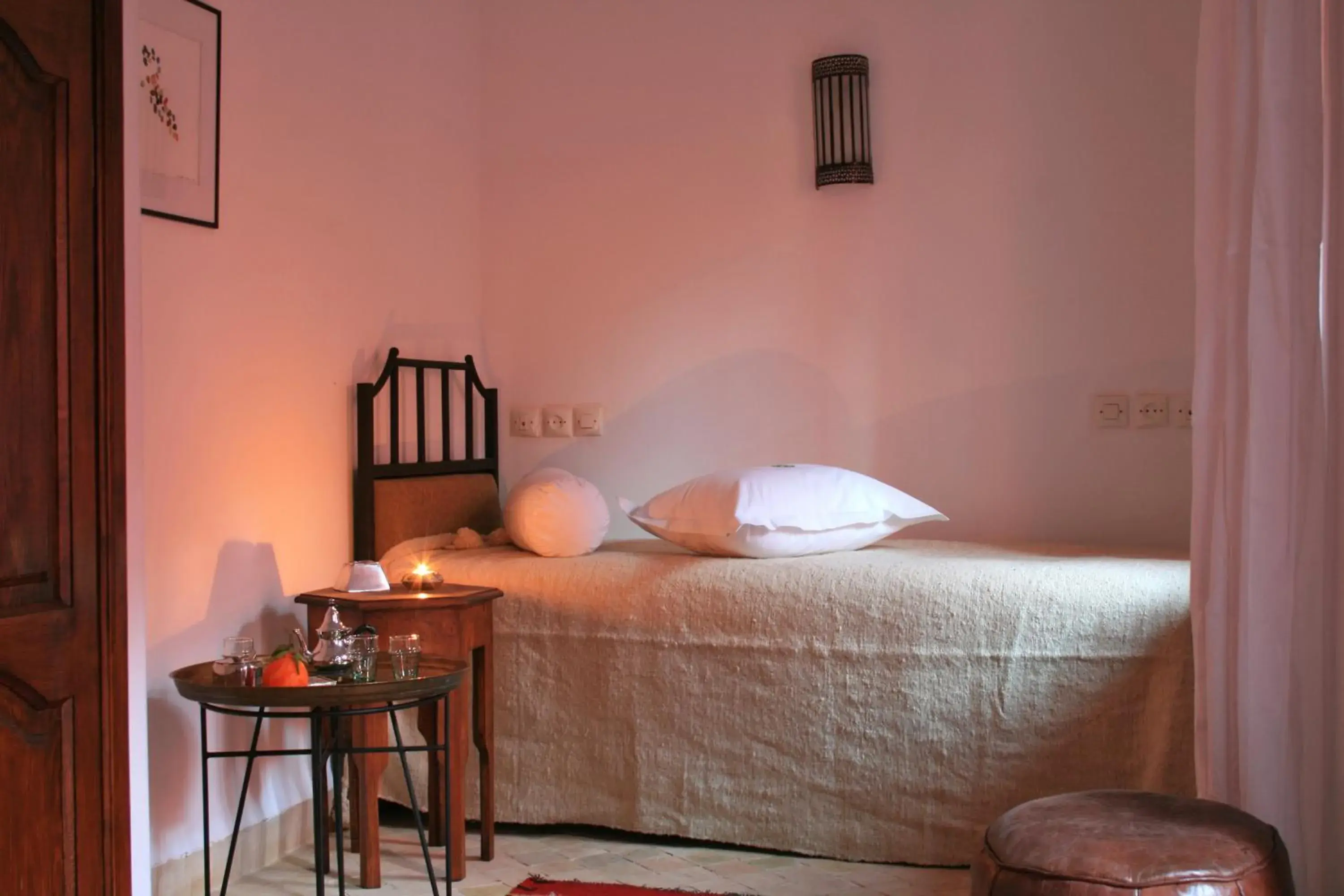 Standard Twin Room in Riad Honey Standard Twin Room in Riad Honey