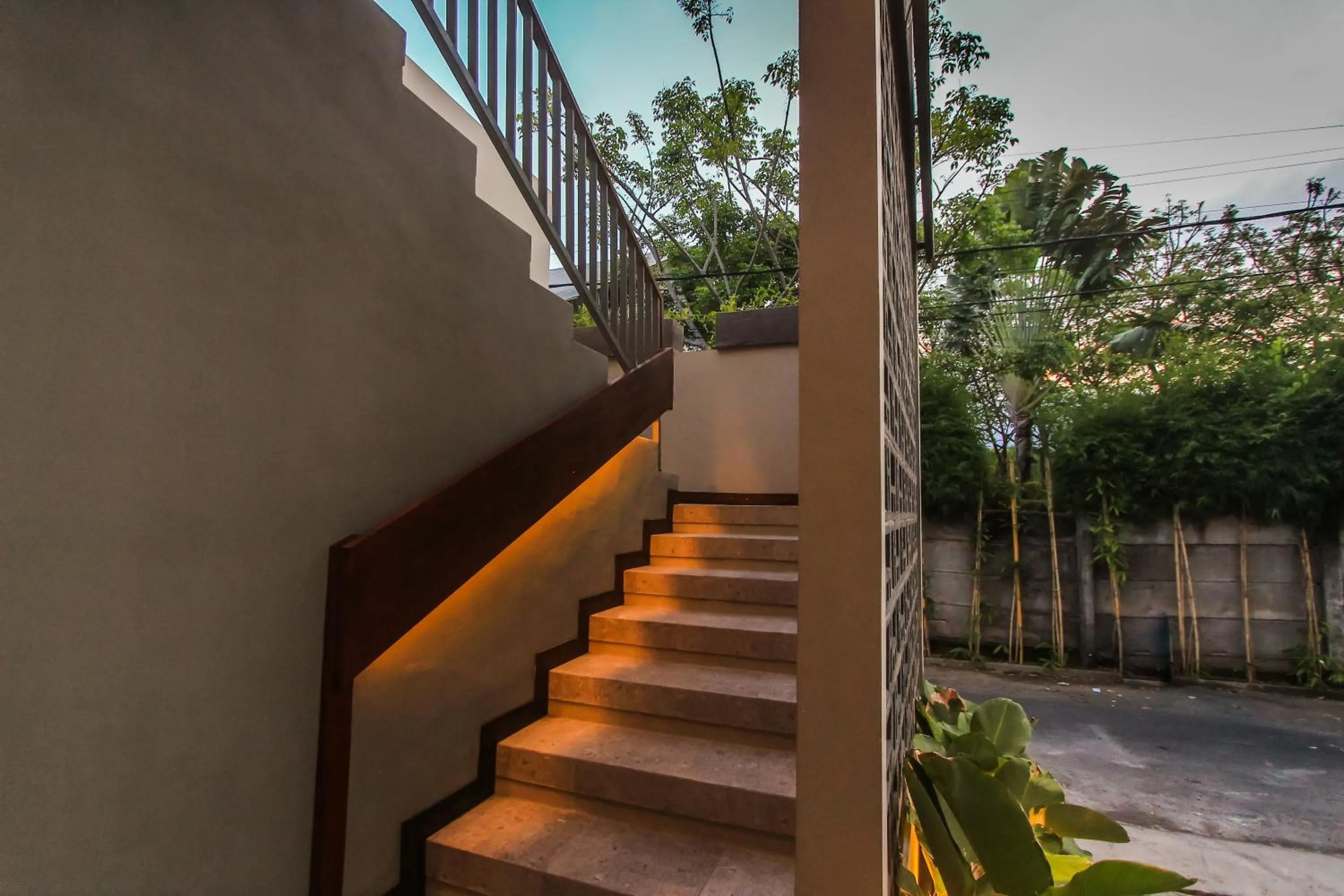 Facade/entrance in BRAW inn Canggu by kamara