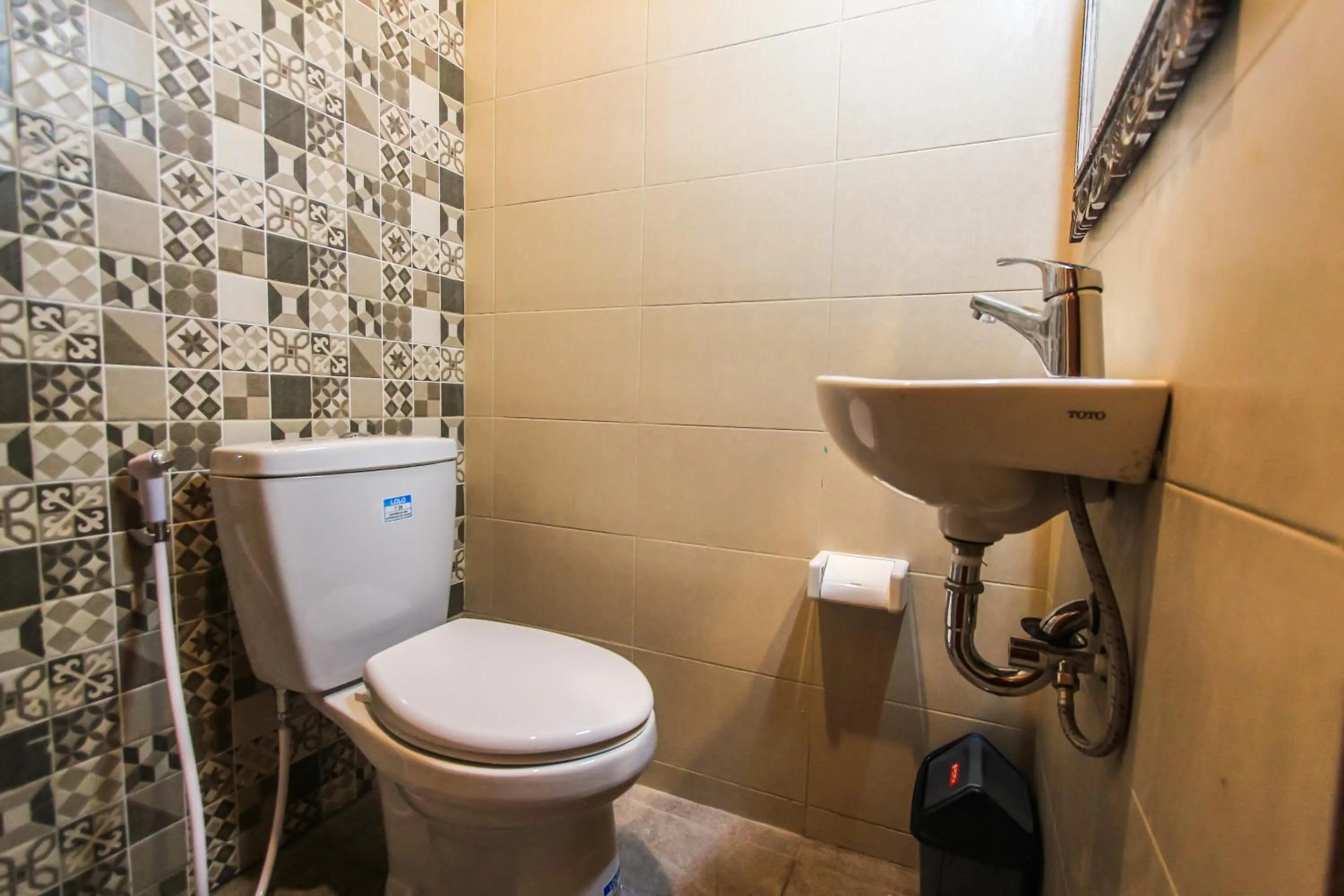 Bathroom in BRAW inn Canggu by kamara