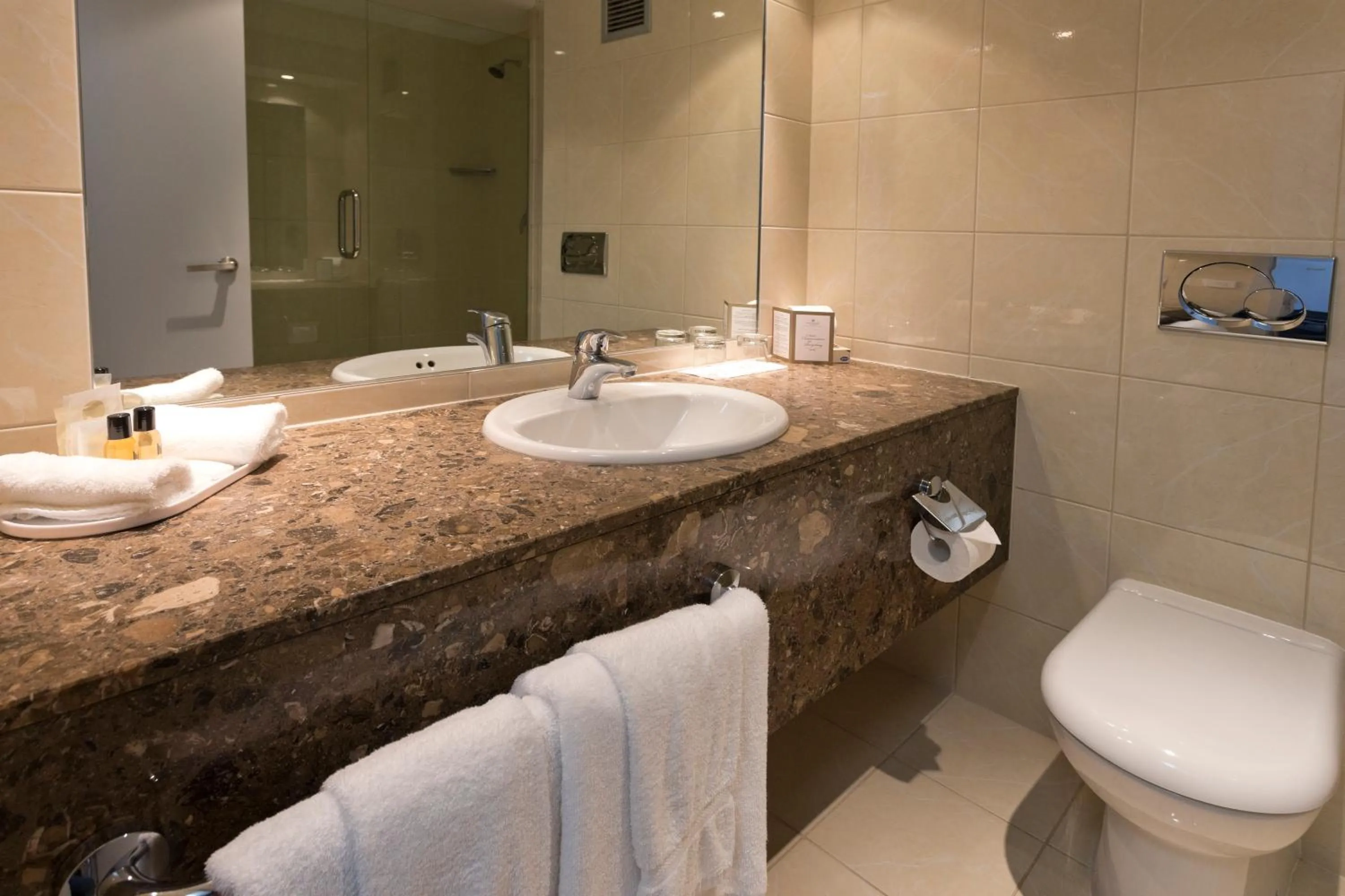 Toilet in Copthorne Hotel Palmerston North