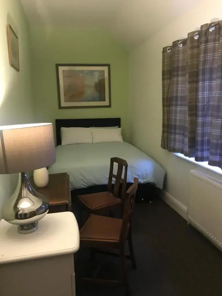 Standard Double Room with Shared Bathroom in Heathrow Stay Standard Double Room with Shared Bathroom in Heathrow Stay