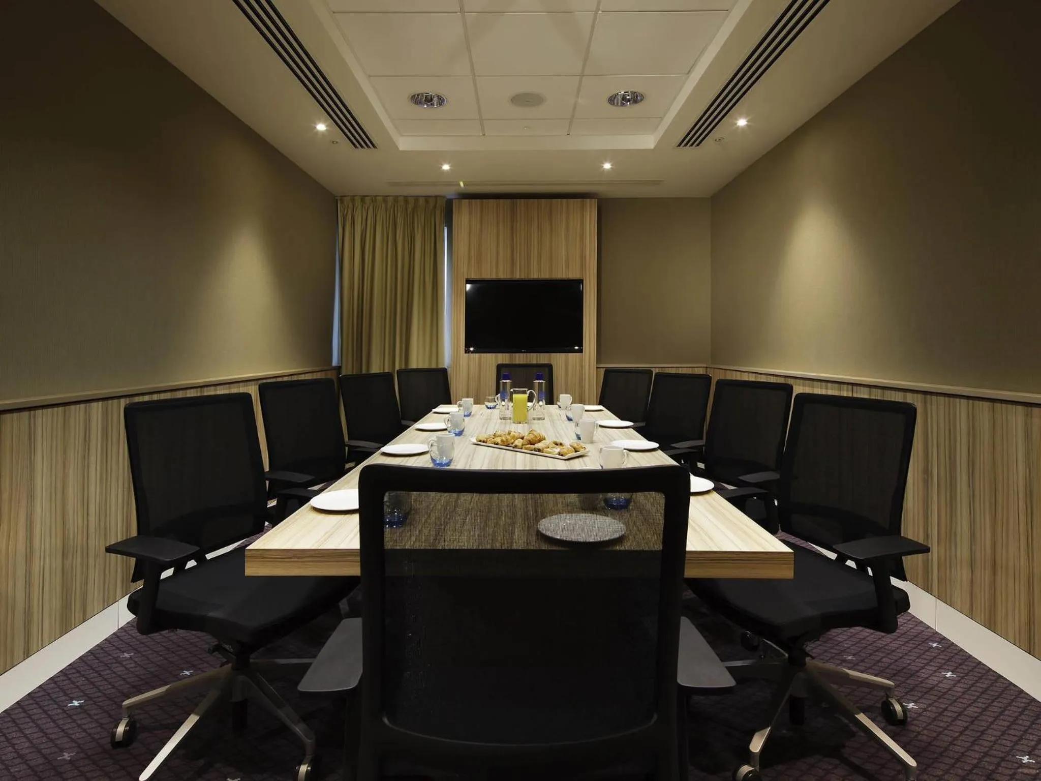 Meeting/conference room in Novotel London Blackfriars