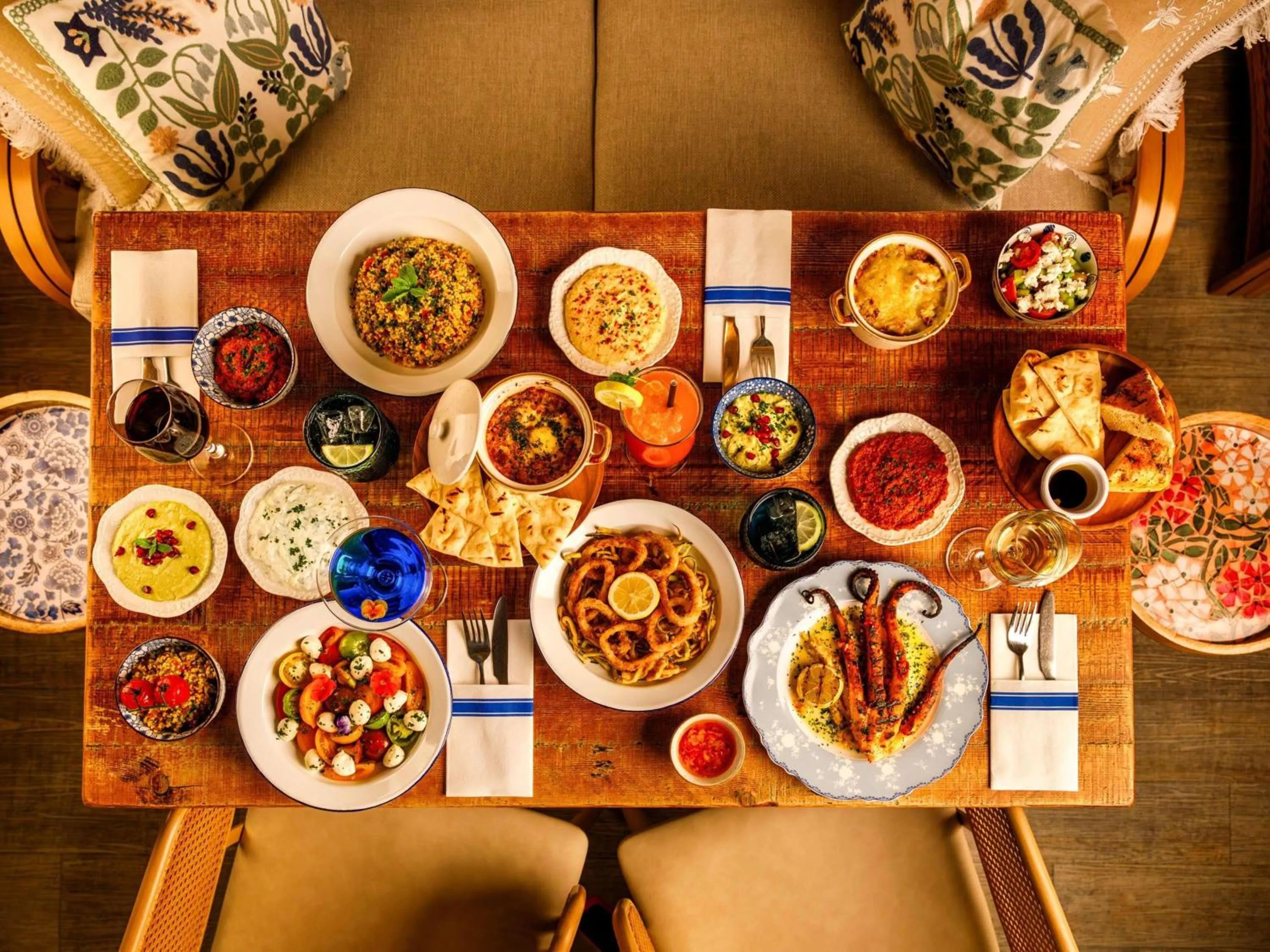 Lounge or bar in Novotel London Blackfriars